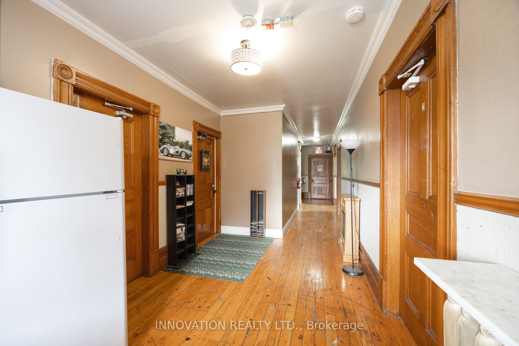 4550 Ste-catherine Street Property Photo 17