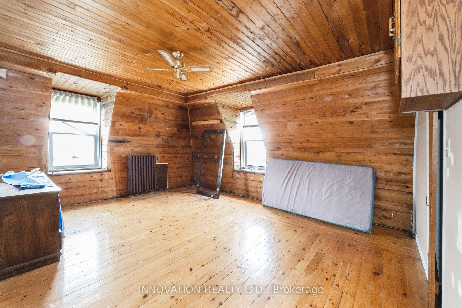 4550 Ste-catherine Street Property Photo 21