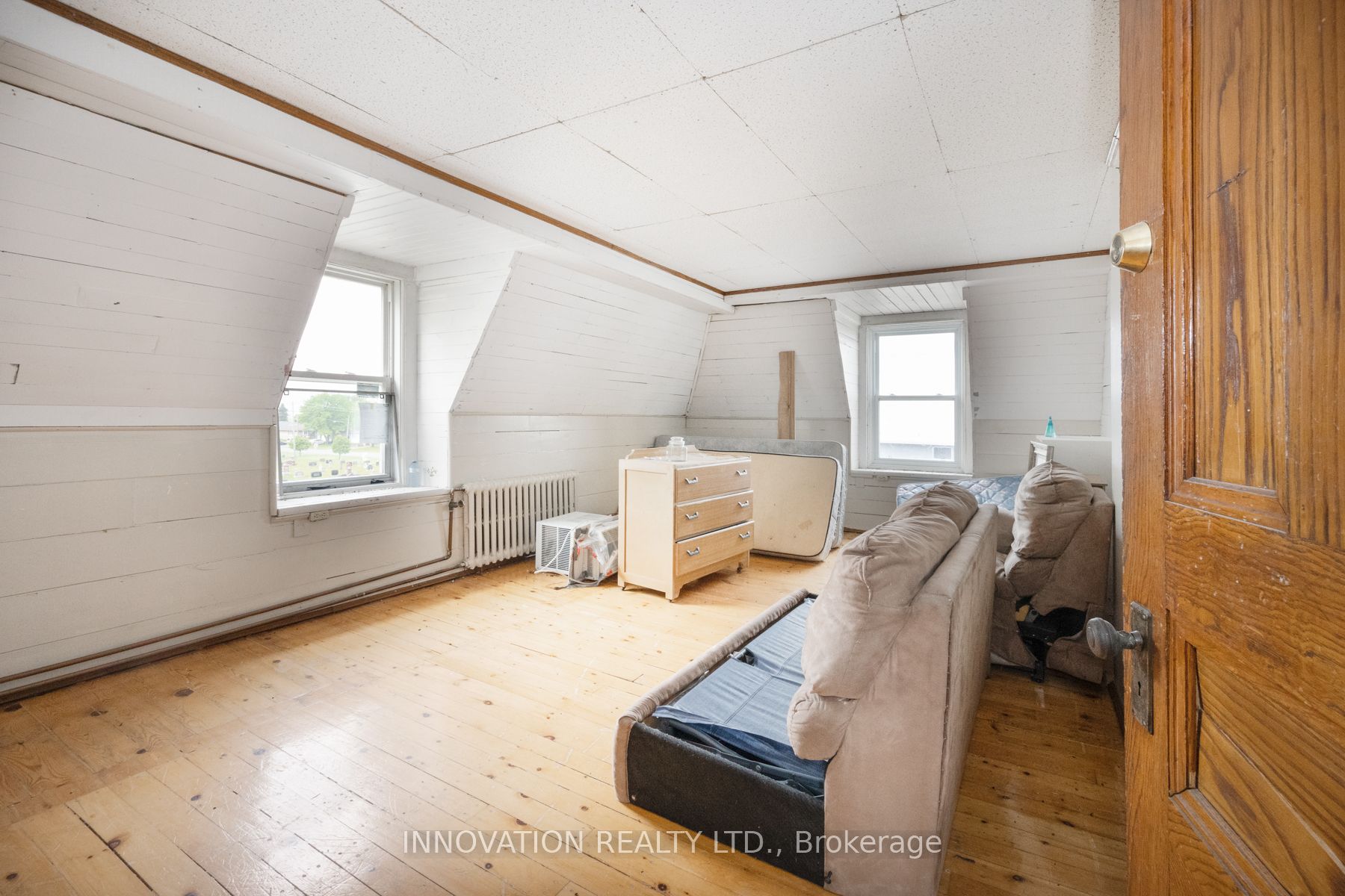 4550 Ste-catherine Street Property Photo 24