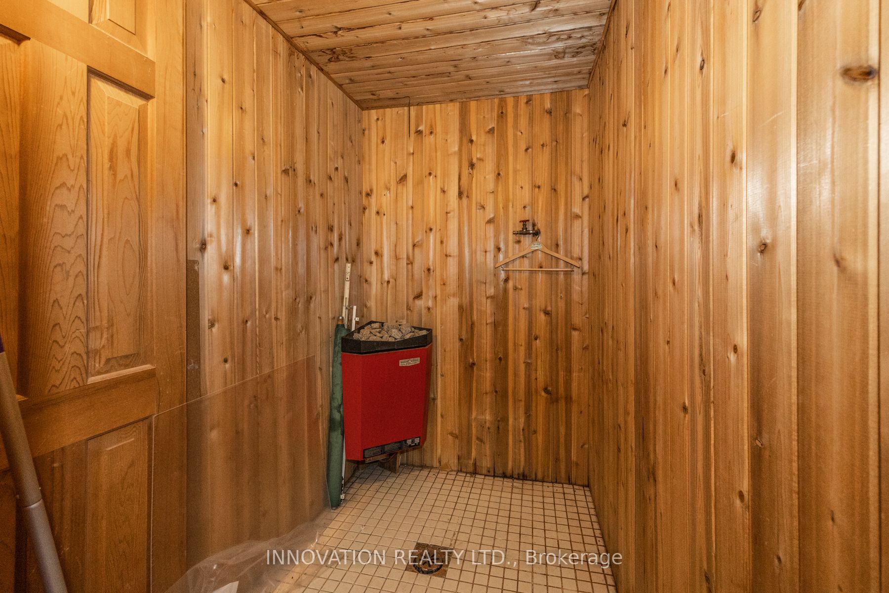 4550 Ste-catherine Street Property Photo 25