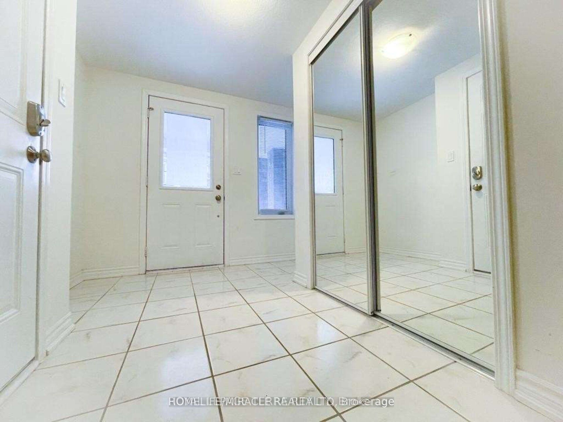 540 Goldenrod Lane 127 Property Photo 5