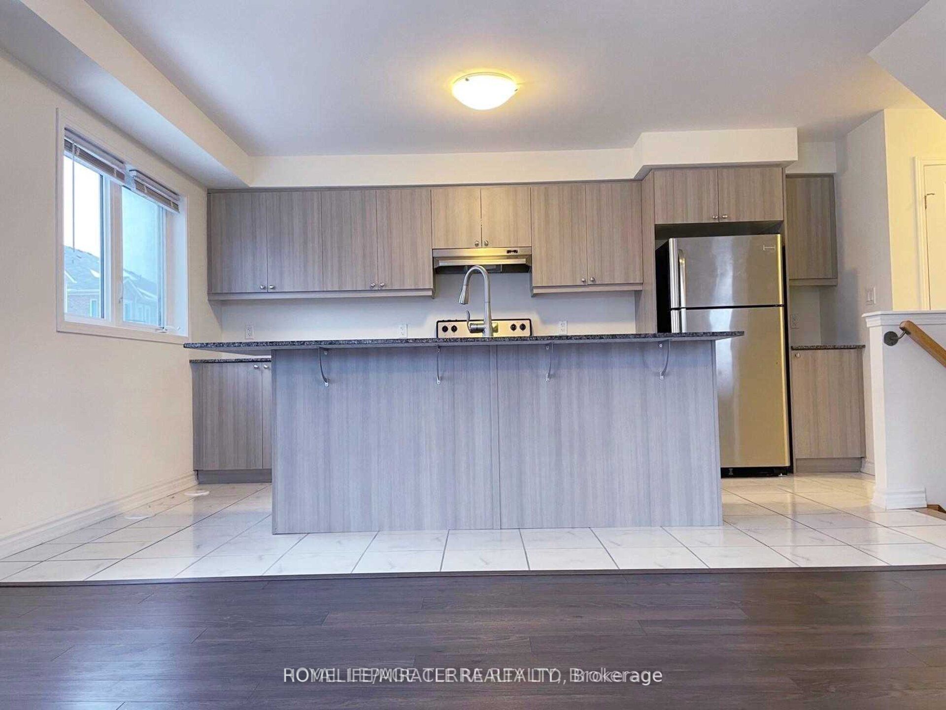 540 Goldenrod Lane 127 Property Photo 8