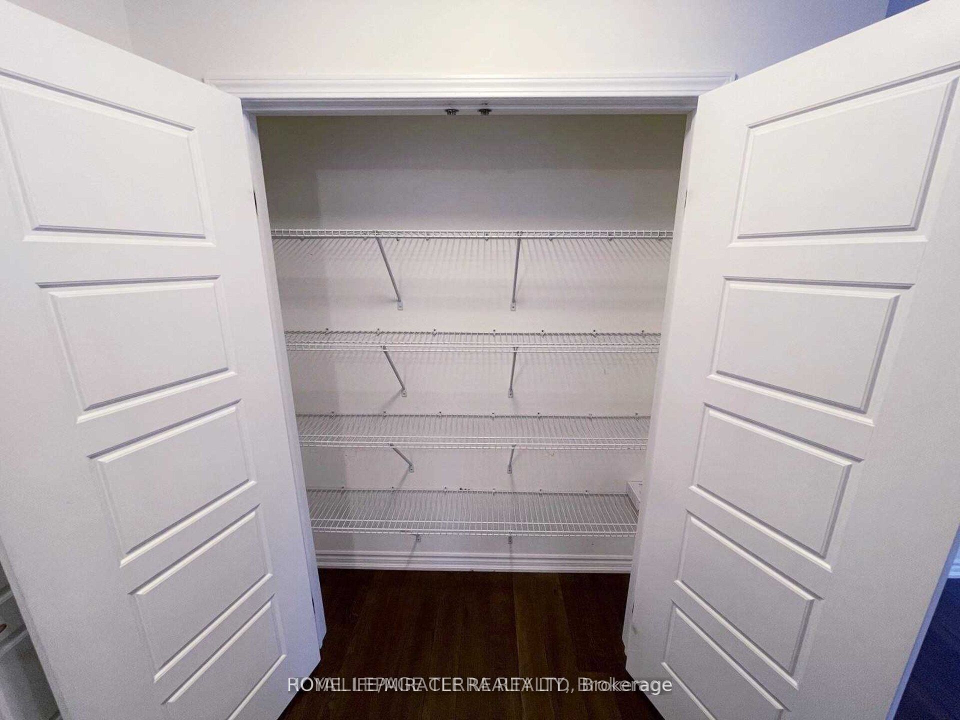 540 Goldenrod Lane 127 Property Photo 10