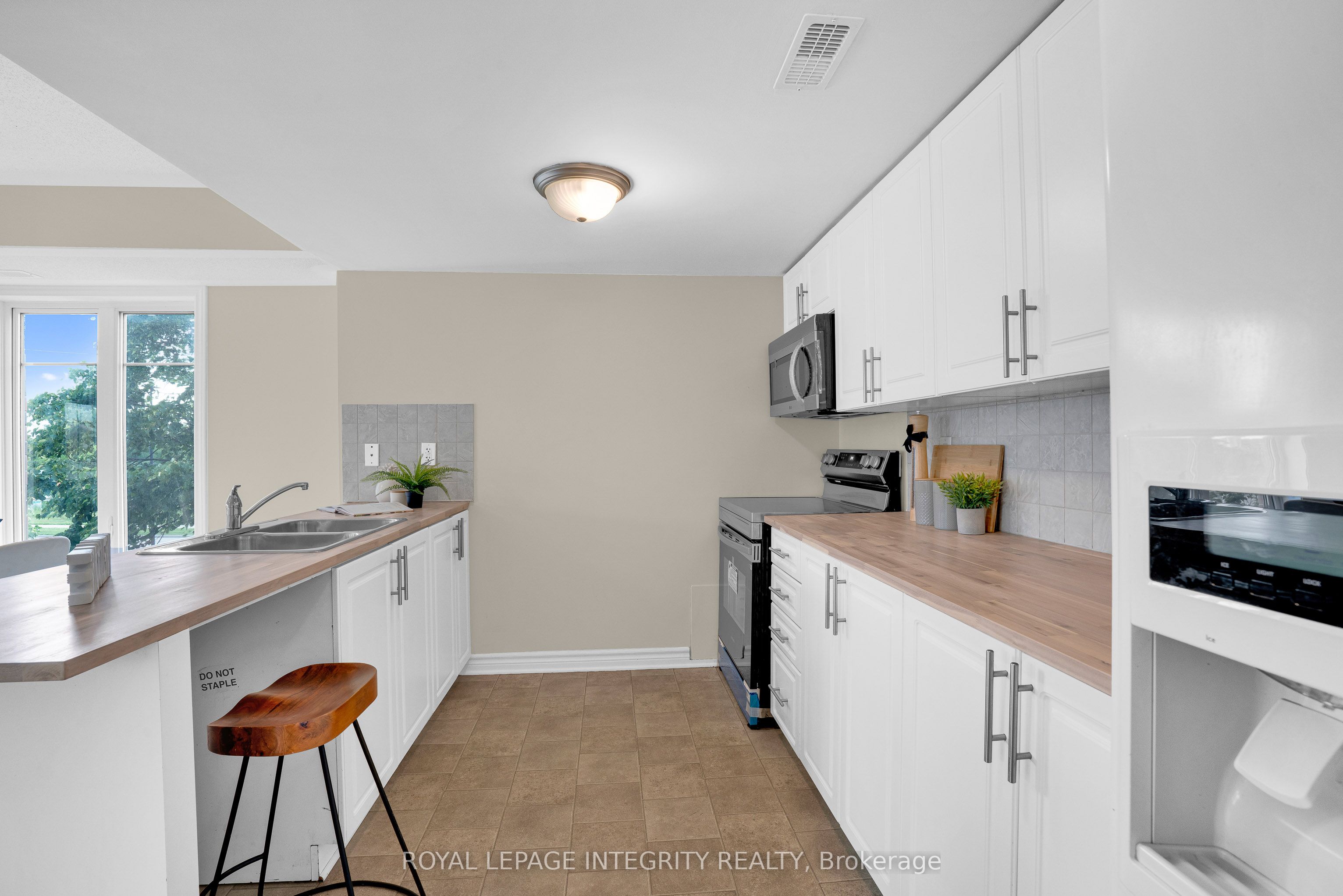 780 Chapman Mills Drive D Property Photo 6