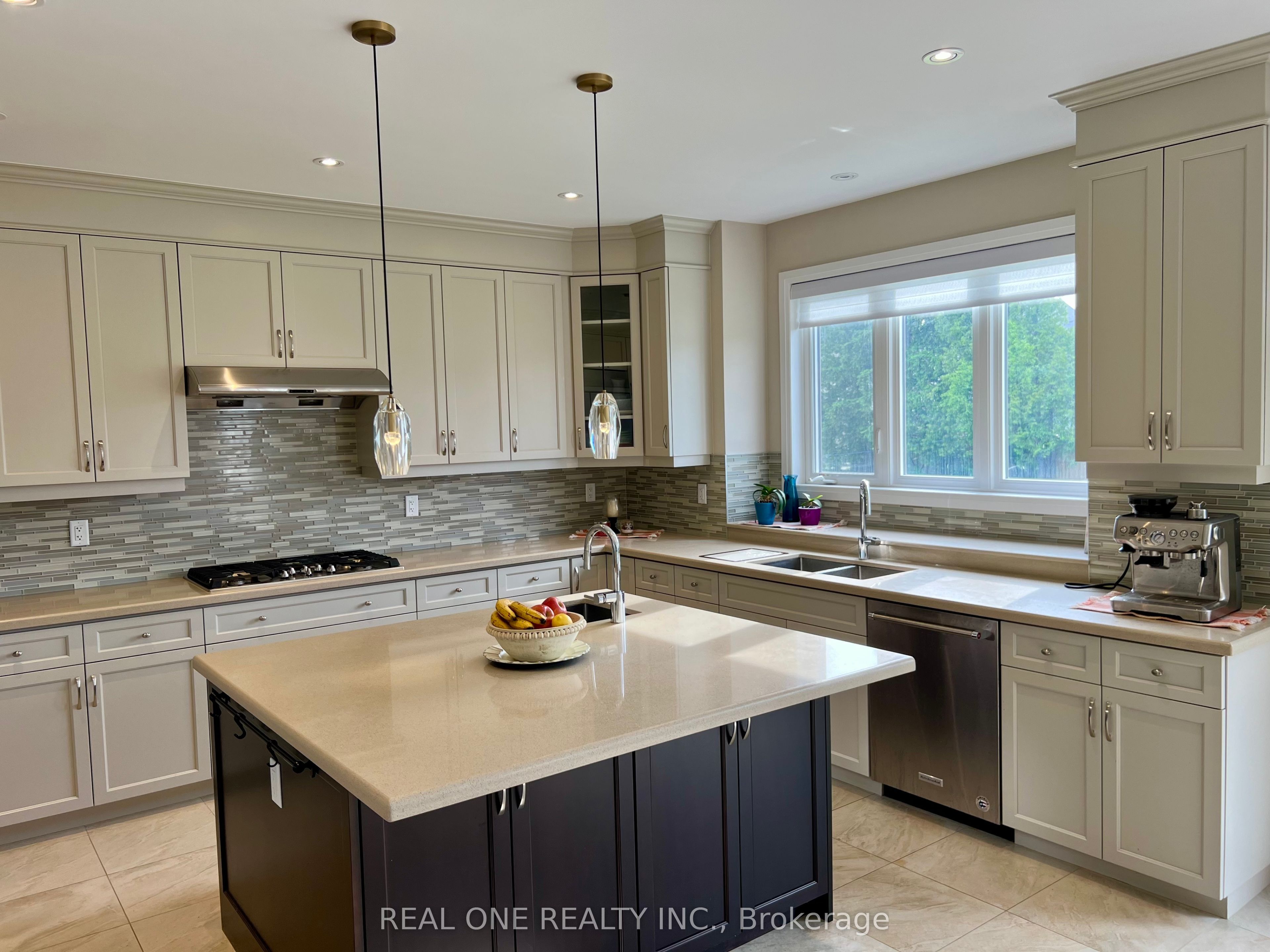 47 Upper Mount Albion Road Property Photo 14
