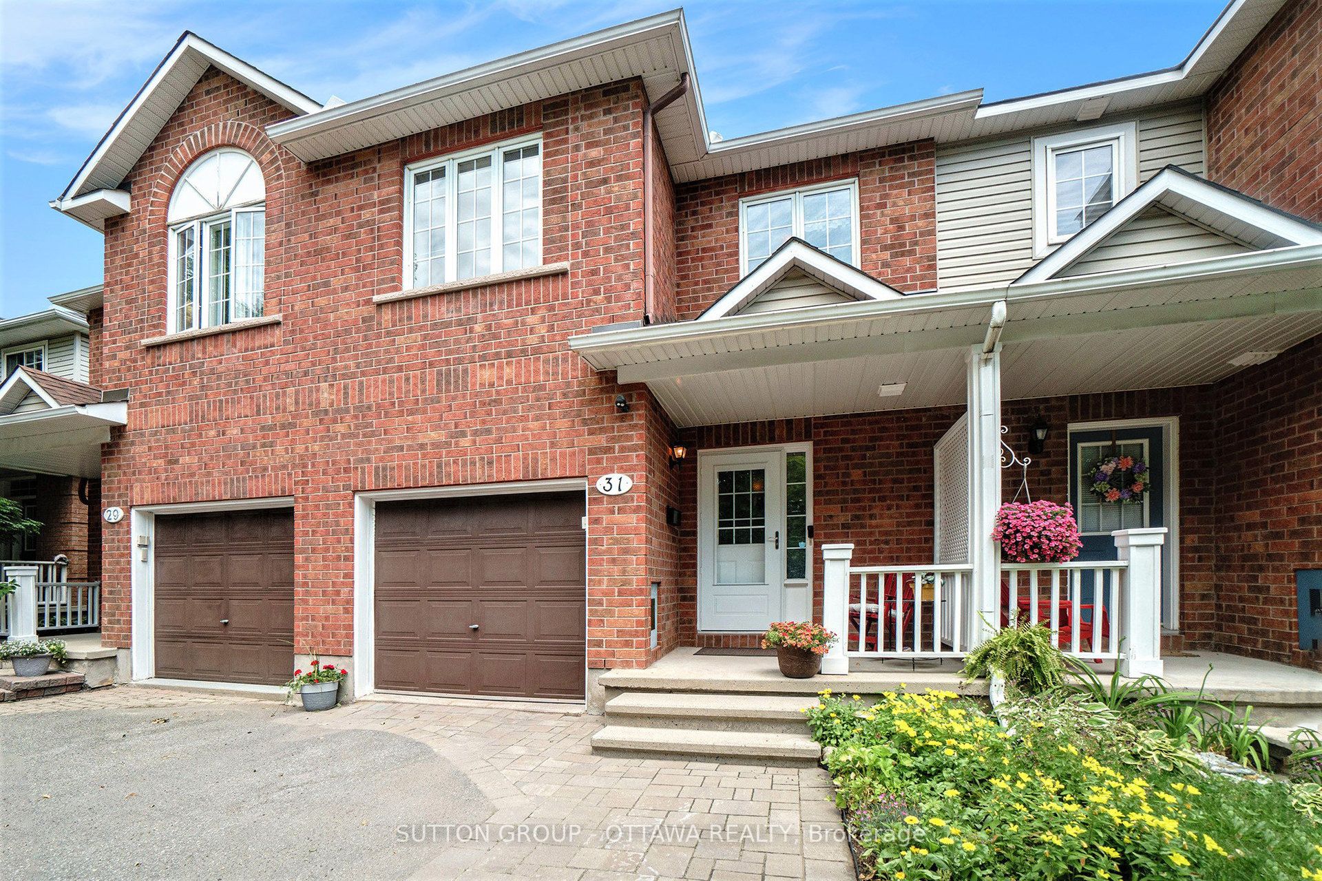 31 Gray Crescent Property Photo 3