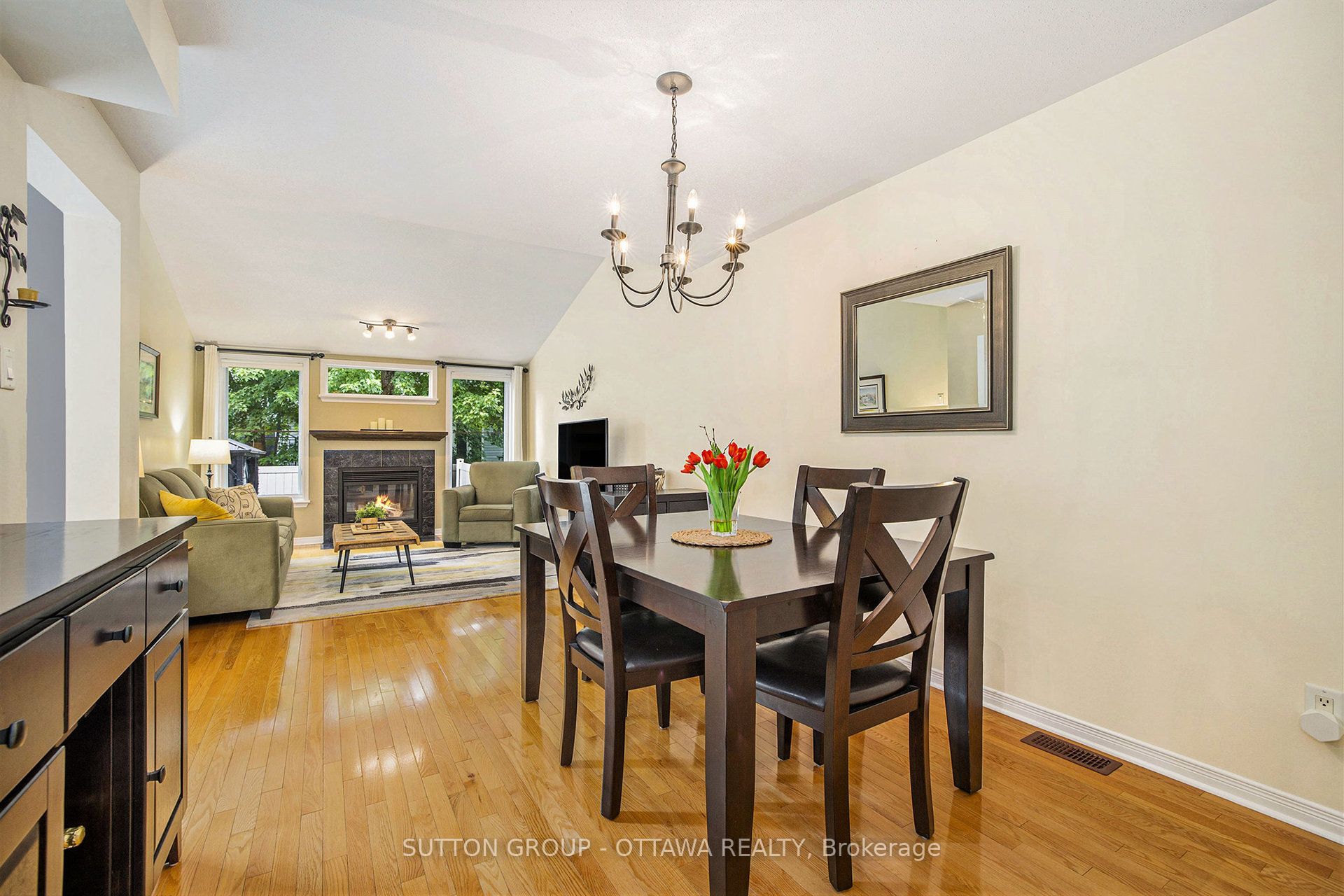 31 Gray Crescent Property Photo 8