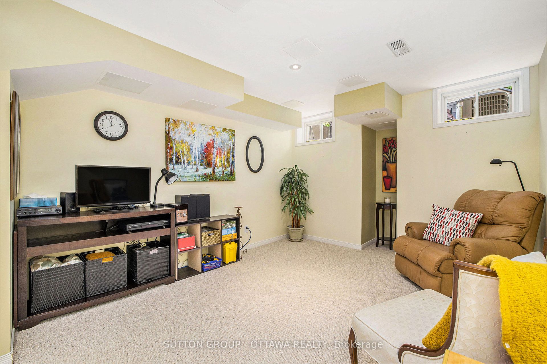31 Gray Crescent Property Photo 29