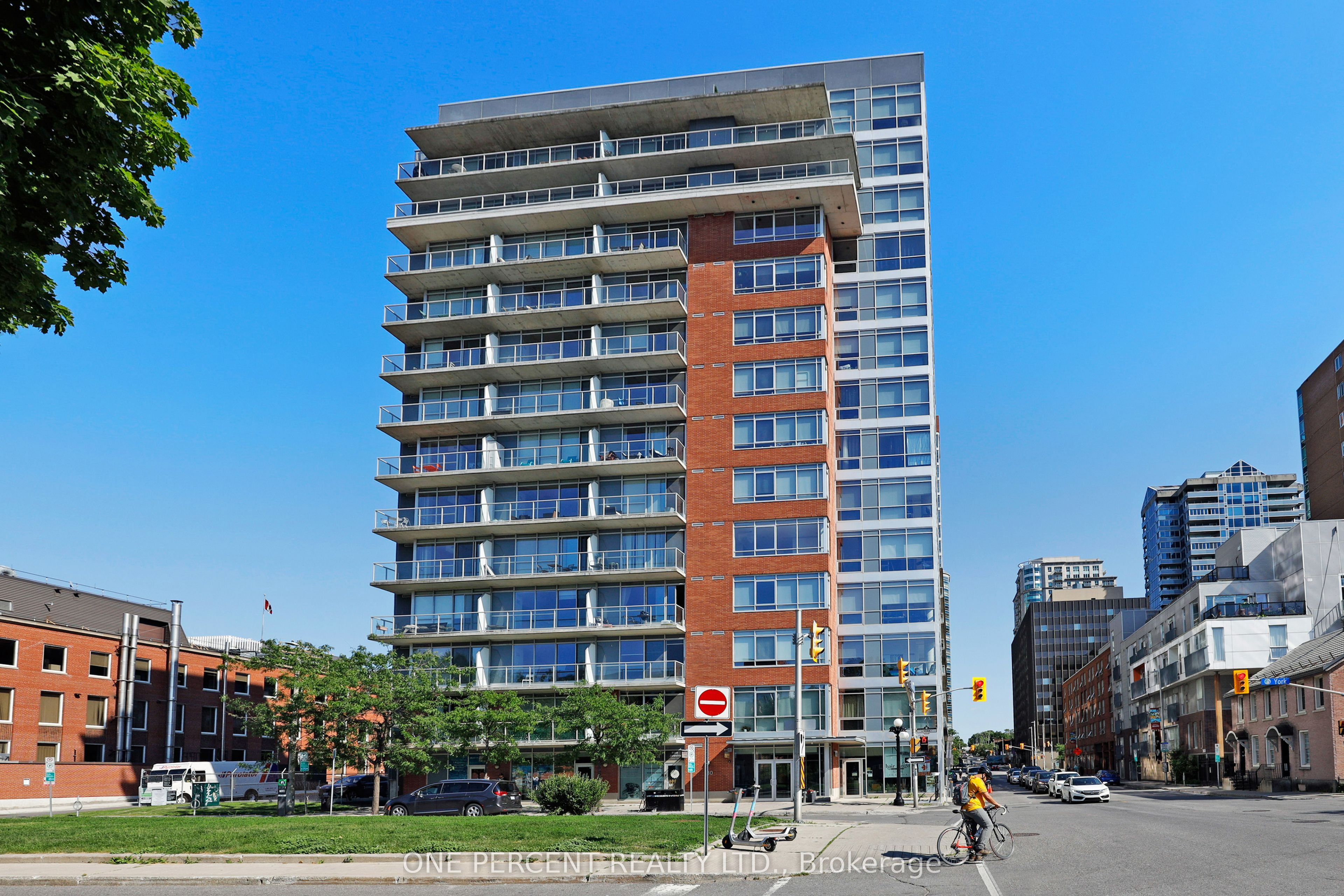 #904 - 180 York Street Property Photo 2