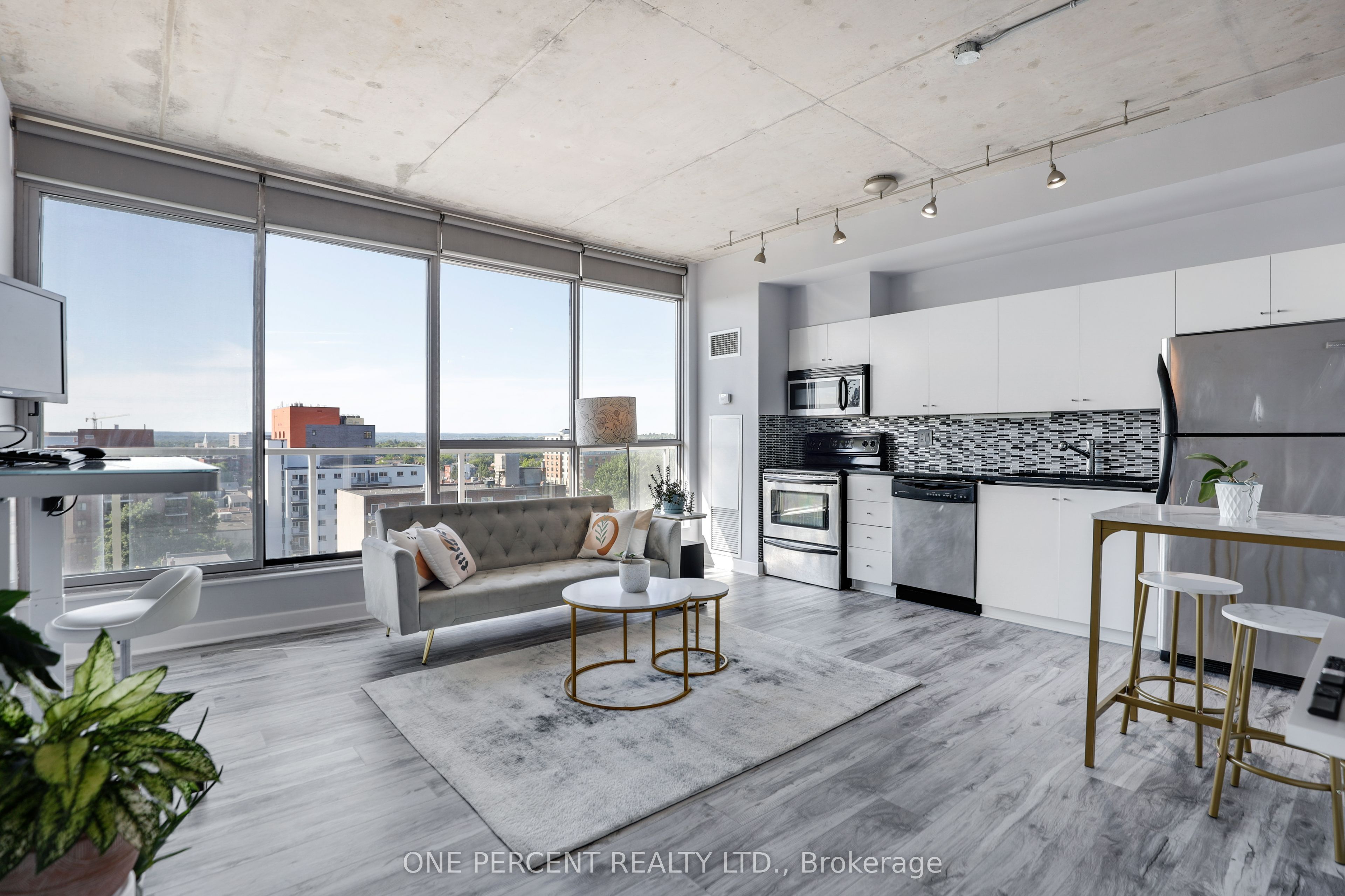 #904 - 180 York Street Property Photo 17