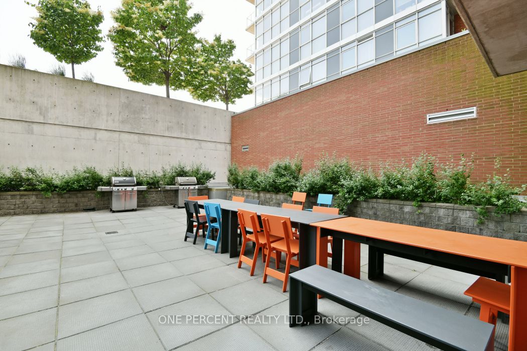 #904 - 180 York Street Property Photo 38