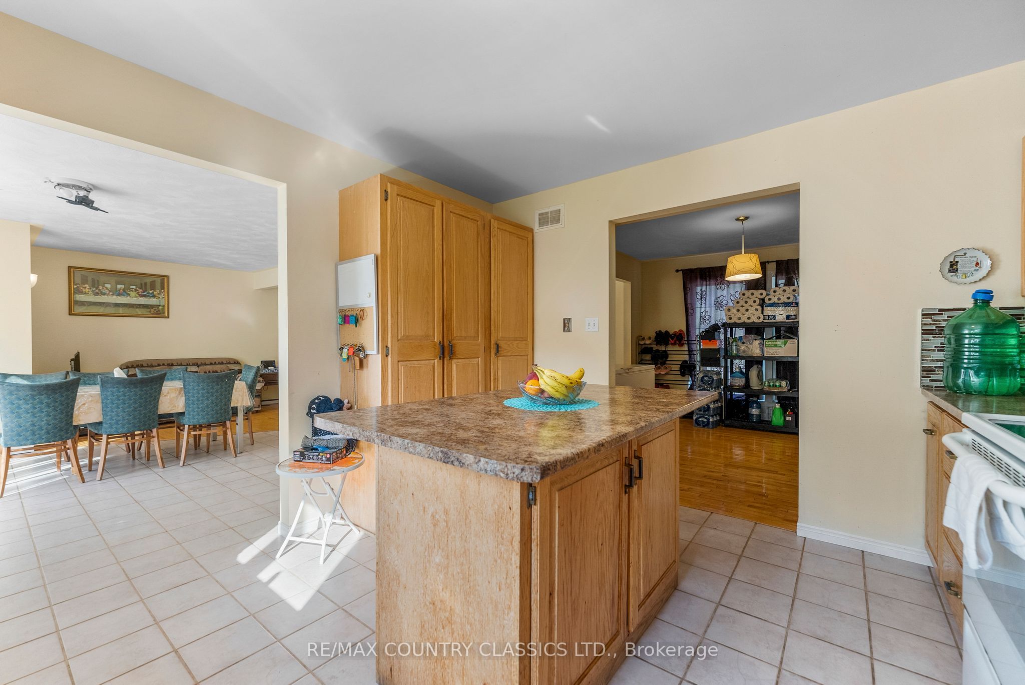 10101 Hwy 28 N/a Property Photo 16