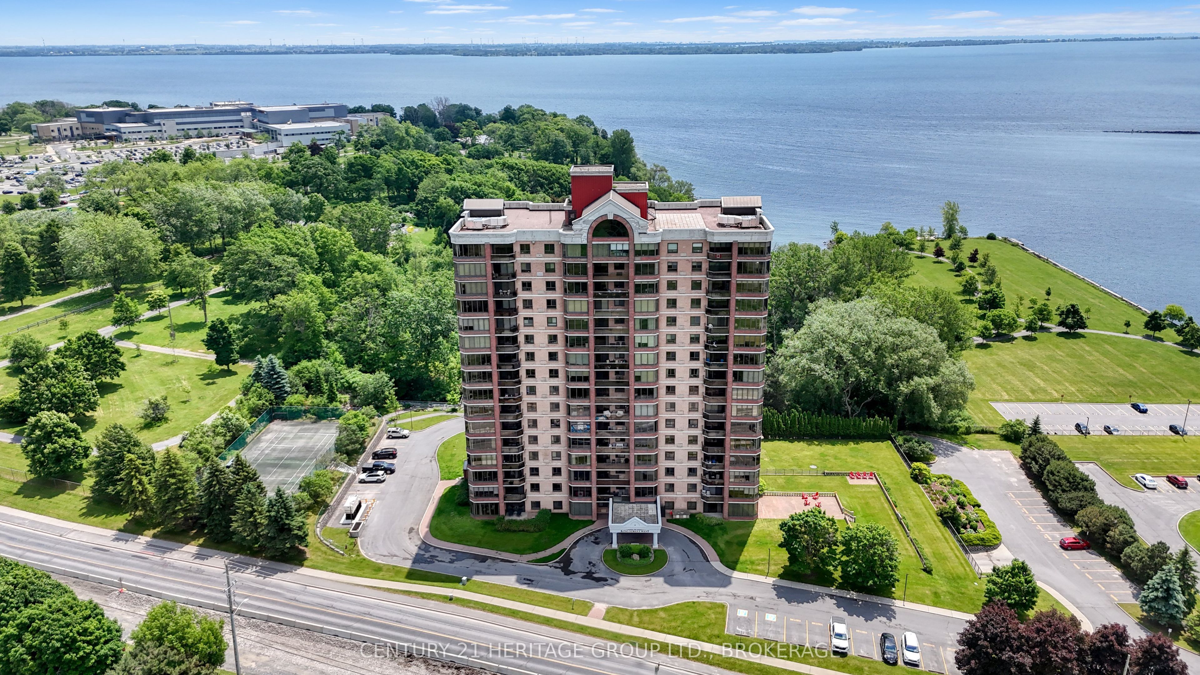 #1404 - 1000 King Street Property Photo 1