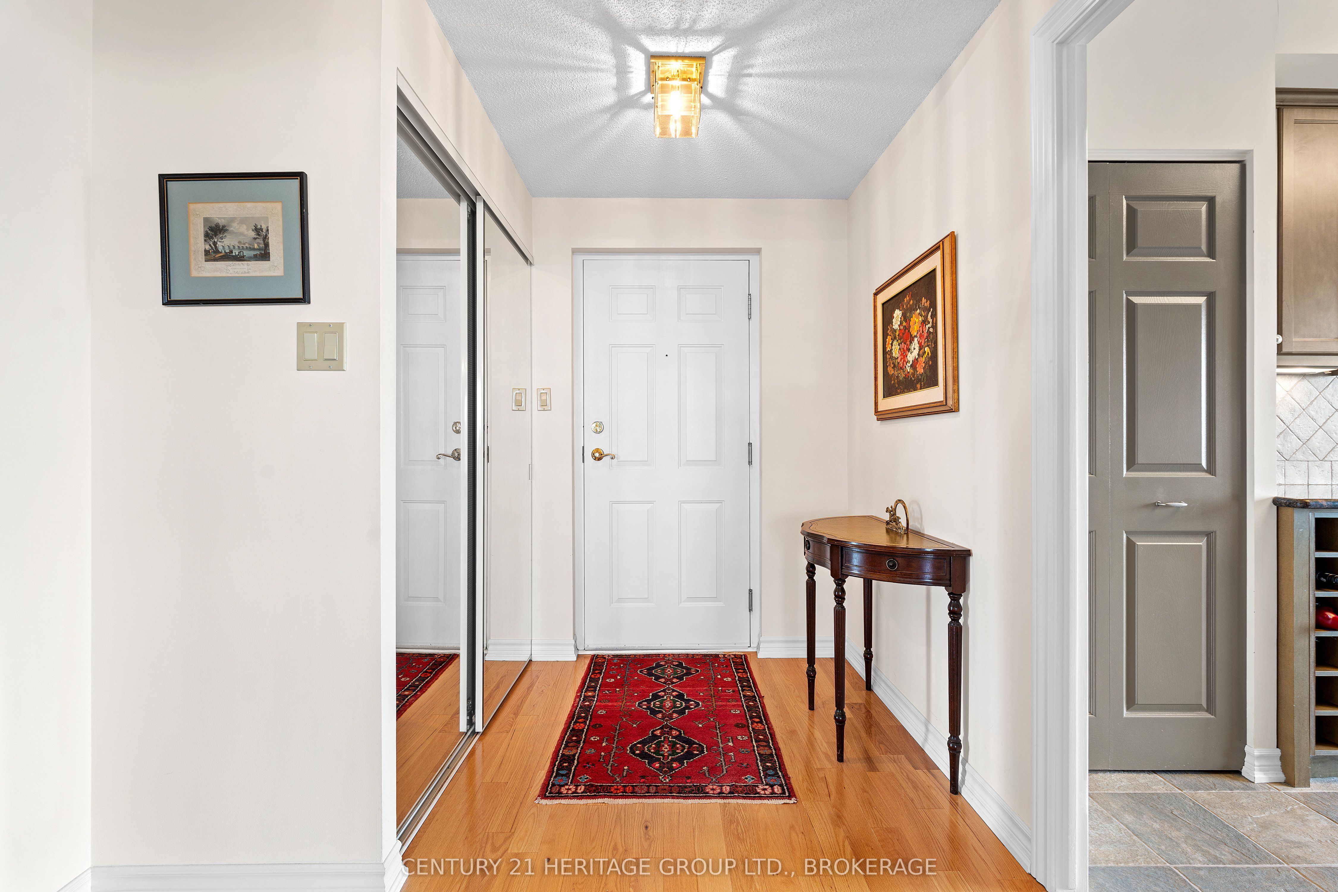 1000 King Street W 1404 Property Photo 8