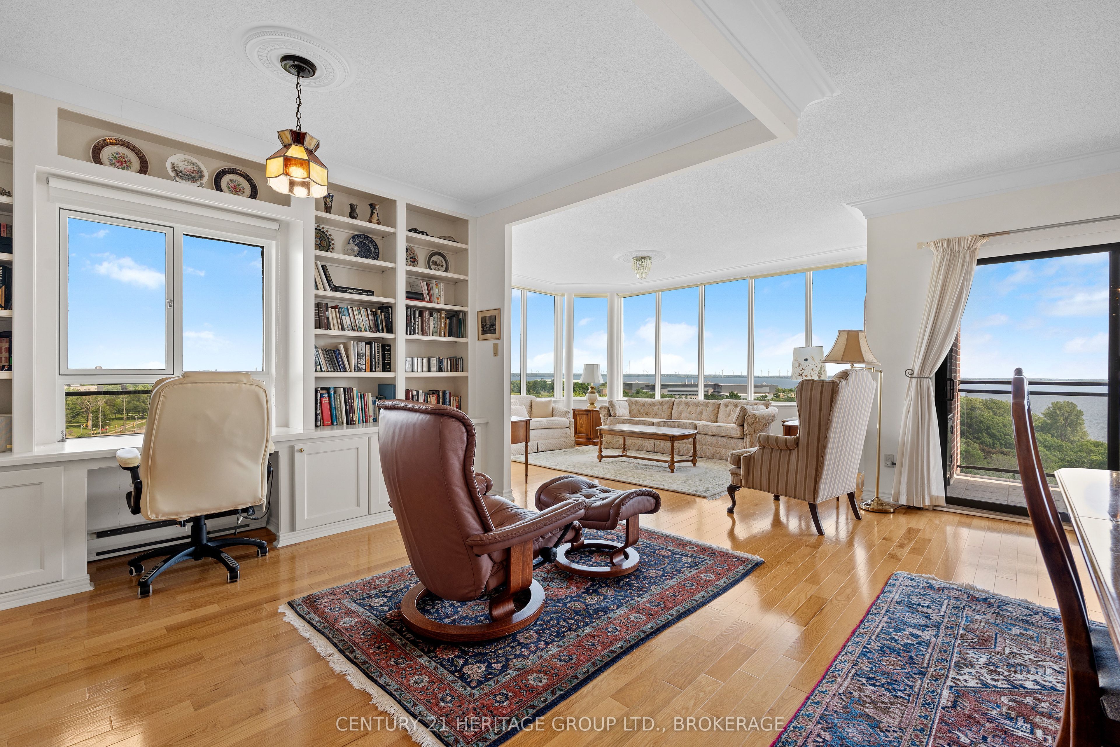 1000 King Street W 1404 Property Photo 10