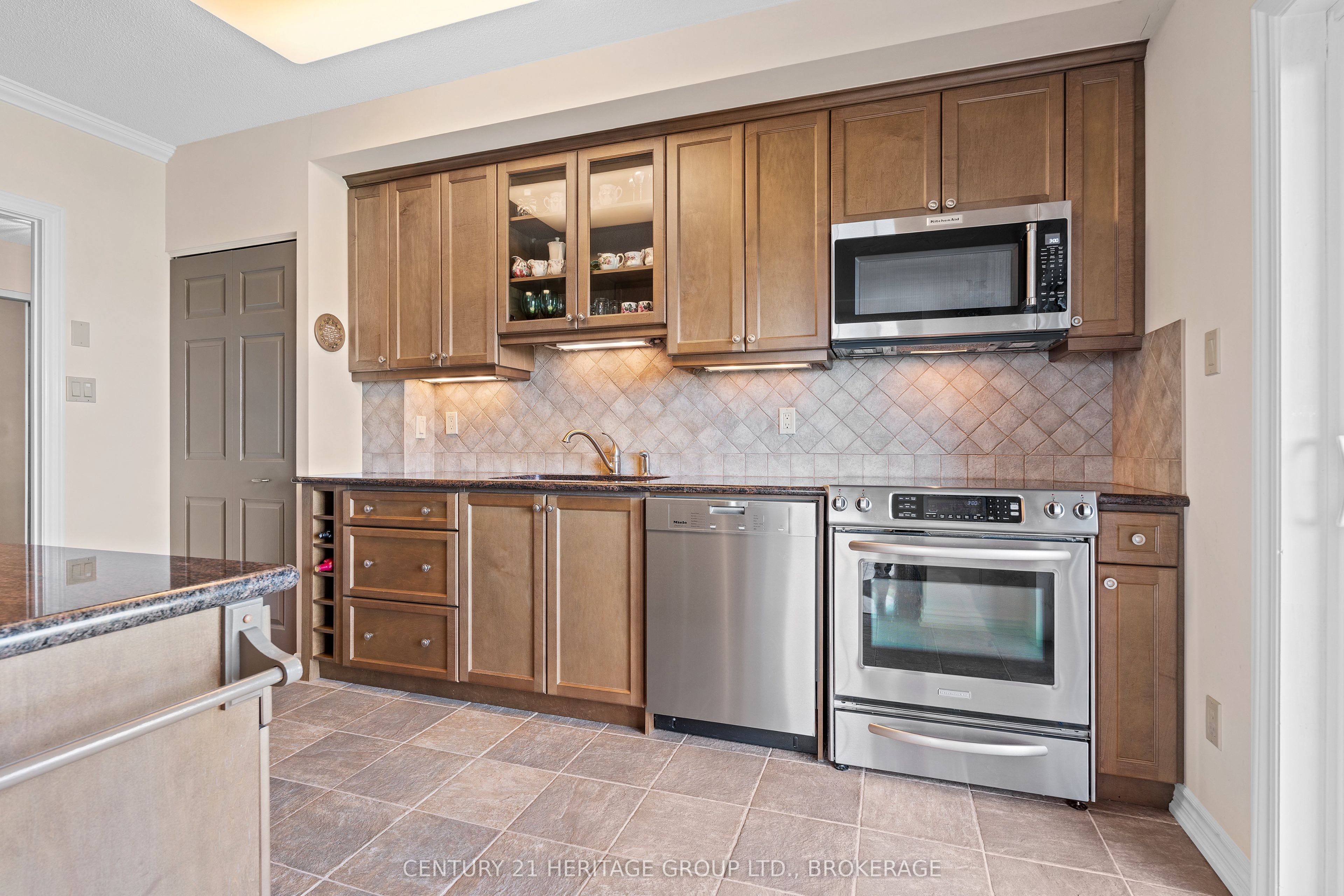 1000 King Street W 1404 Property Photo 16