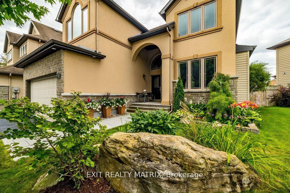 89 Stonewater Bay N/a Property Photo 1