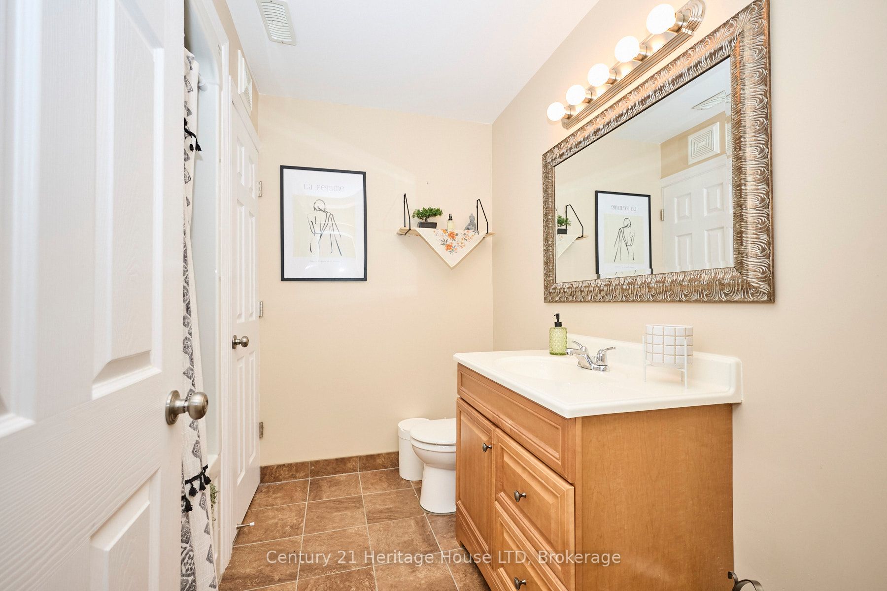 665 Grandview Road Property Photo 24