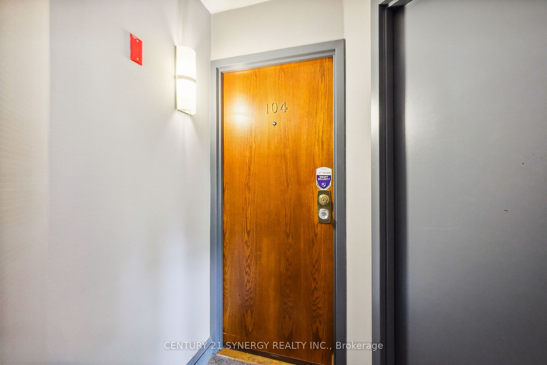 295 Gilmour Street 104 Property Photo 4
