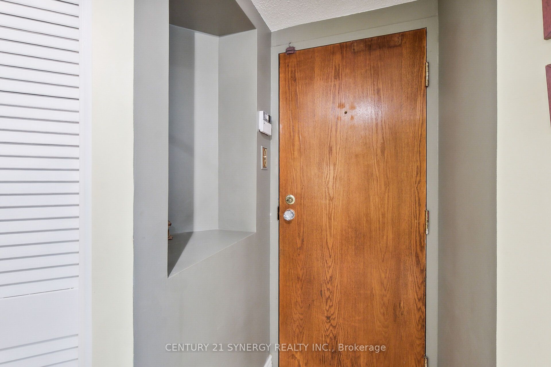 295 Gilmour Street 104 Property Photo 5