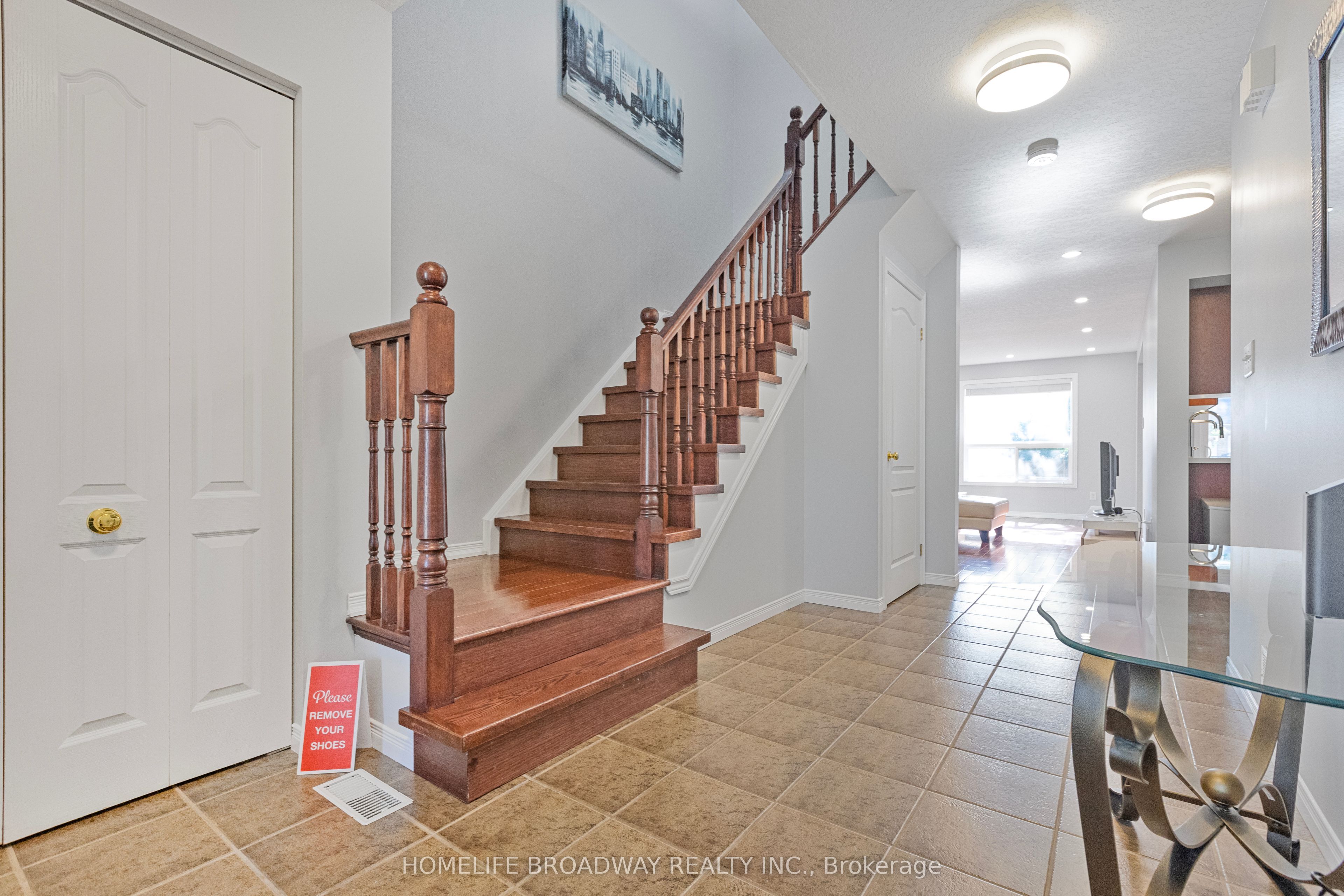 752 Paris Boulevard Property Photo 10