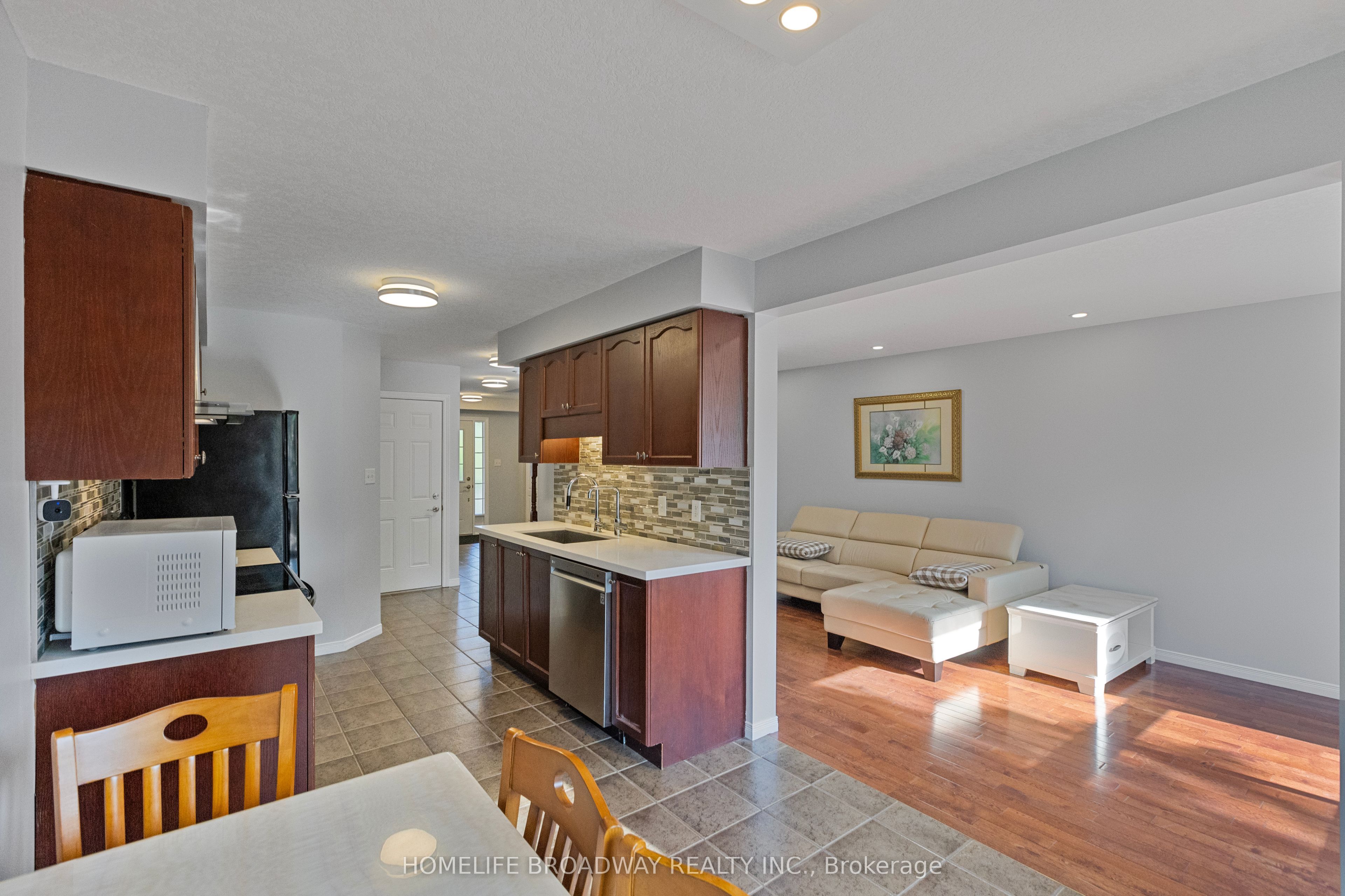 752 Paris Boulevard Property Photo 15