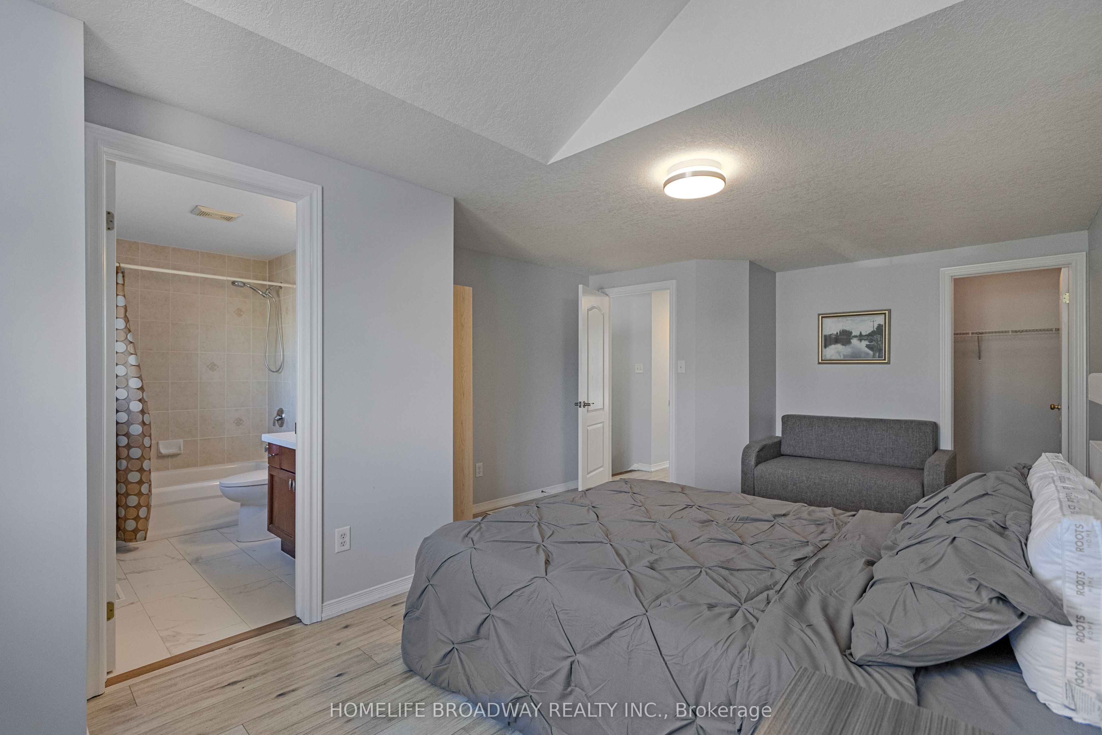 752 Paris Boulevard Property Photo 22