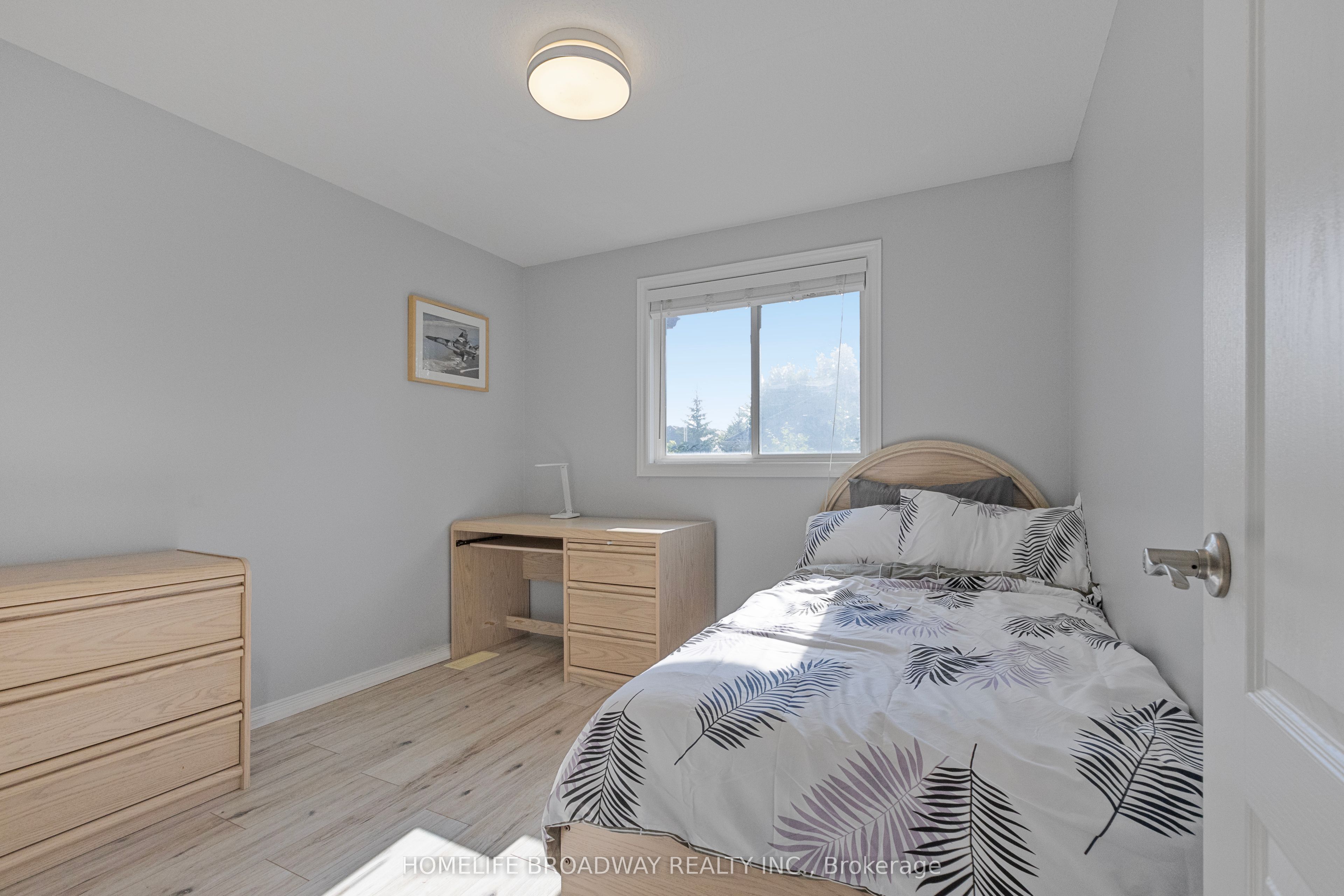 752 Paris Boulevard Property Photo 24