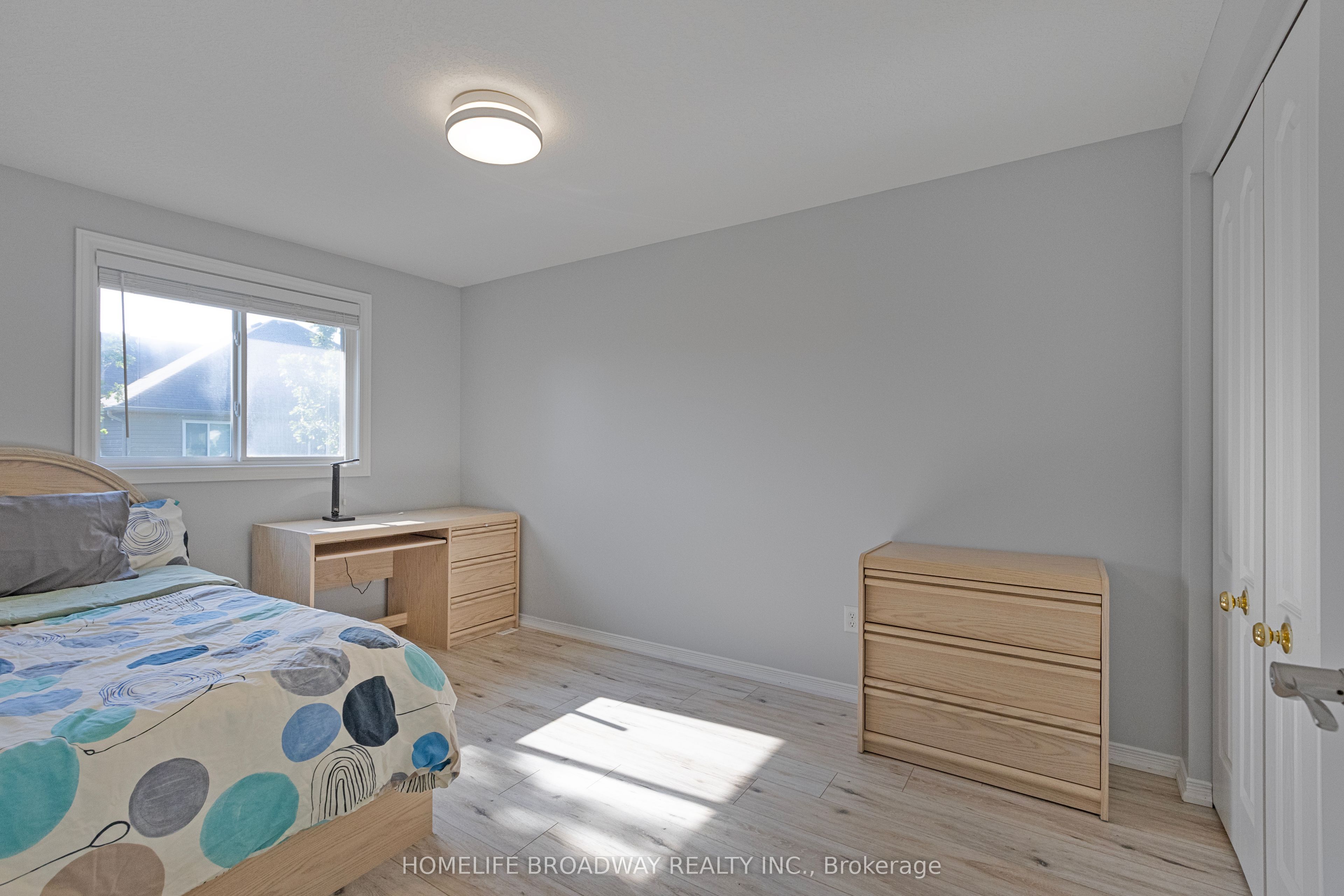 752 Paris Boulevard Property Photo 25