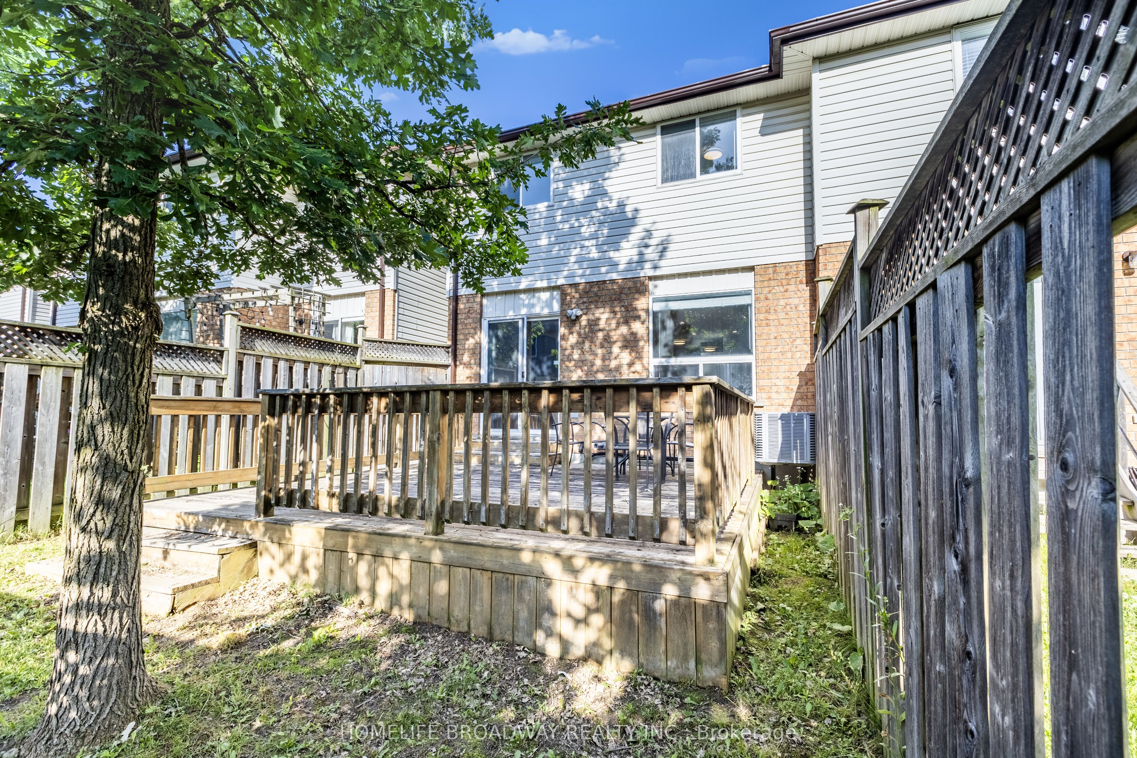 752 Paris Boulevard Property Photo 27