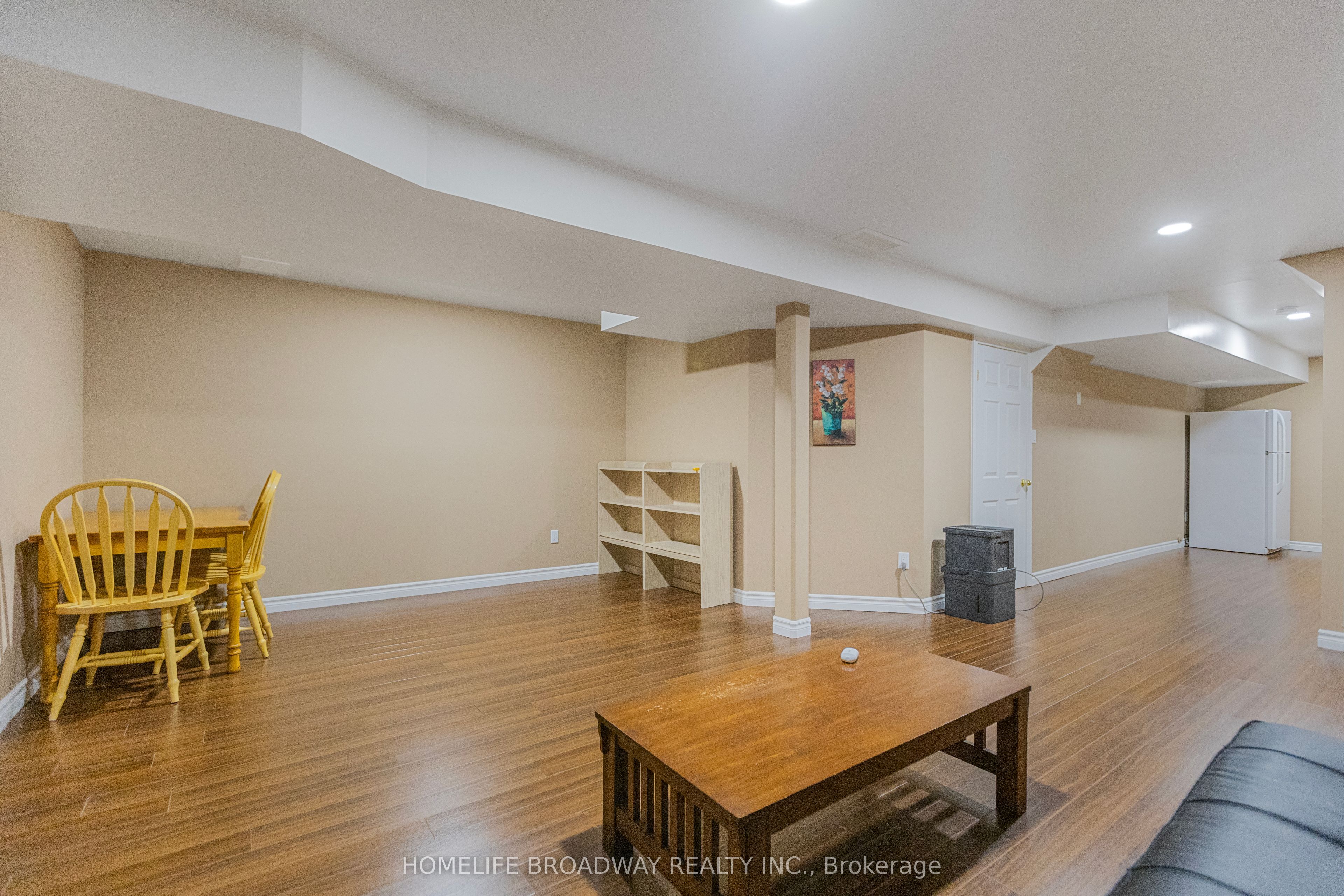 752 Paris Boulevard Property Photo 32