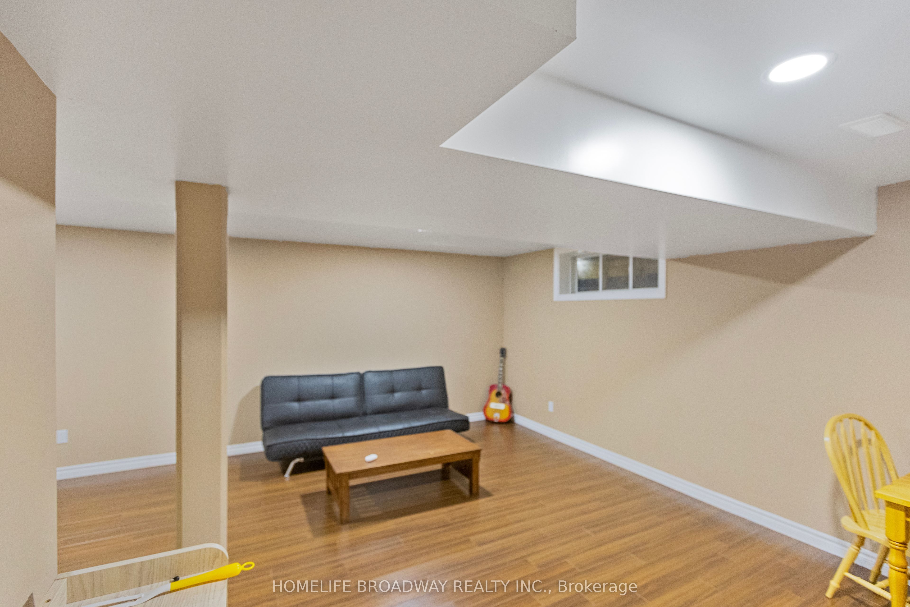 752 Paris Boulevard Property Photo 33