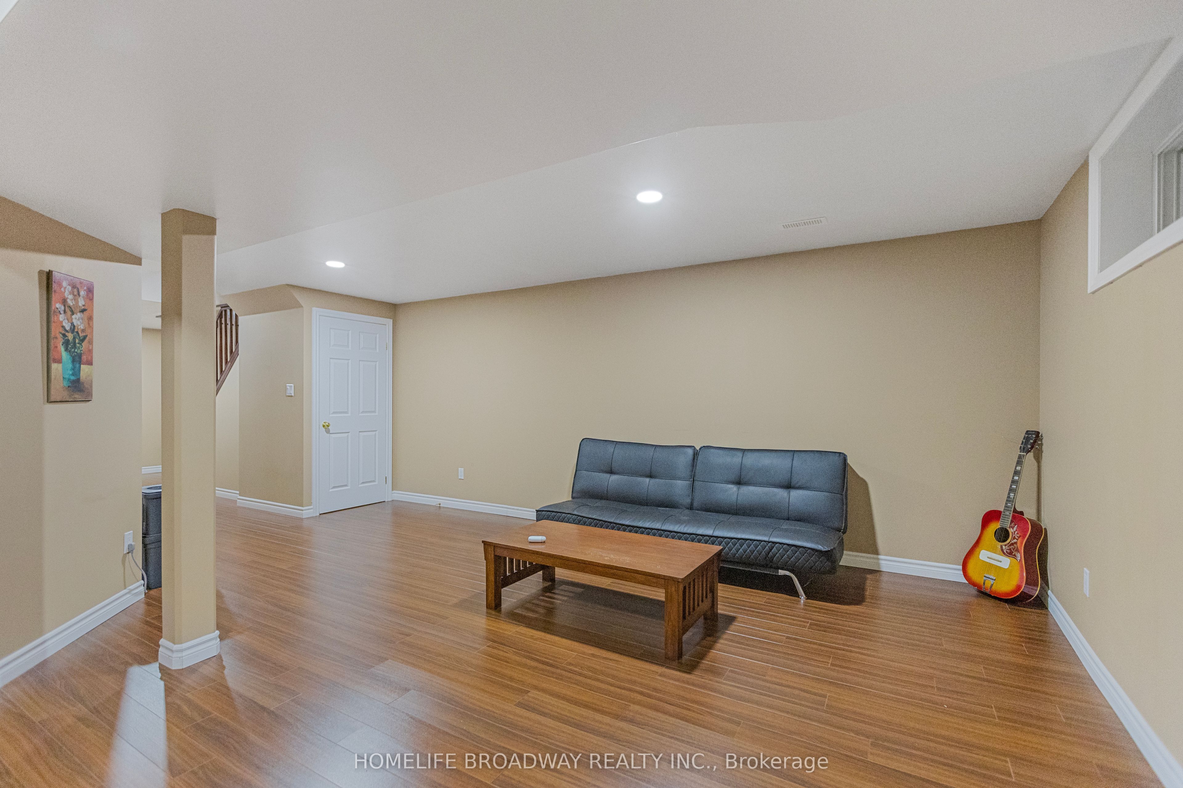 752 Paris Boulevard Property Photo 34