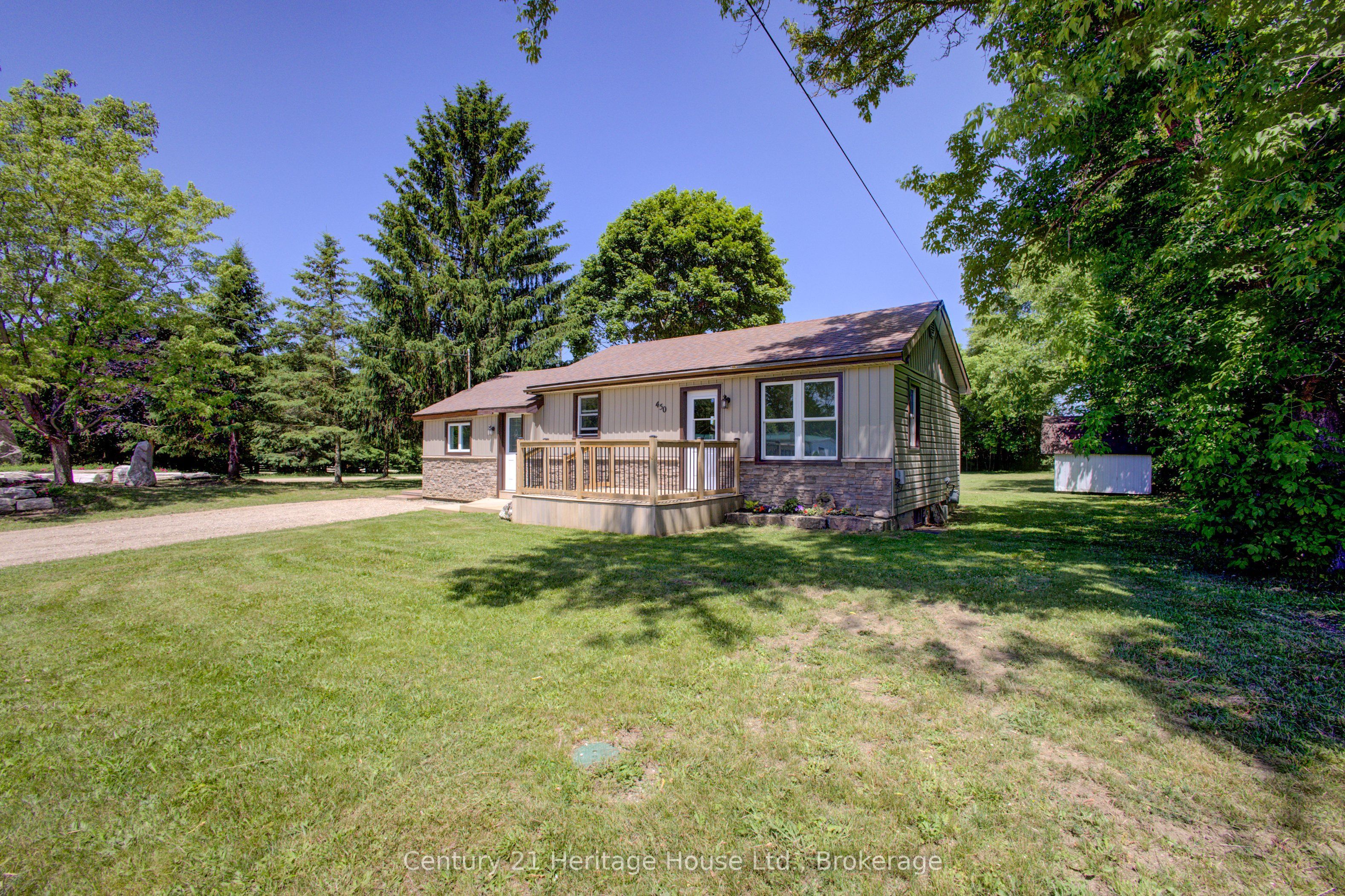 450 Douglas Street Property Photo 3