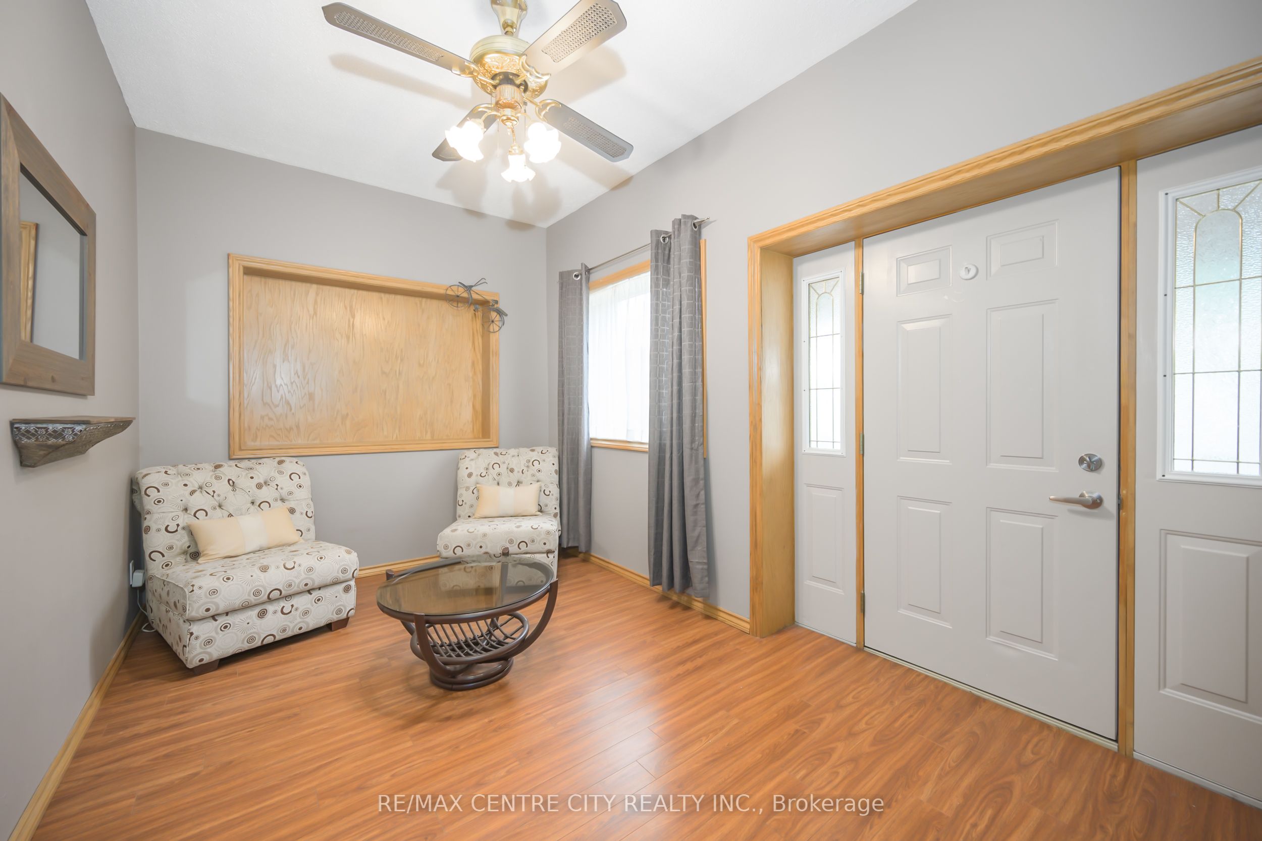 99 Wilson Avenue Property Photo 6
