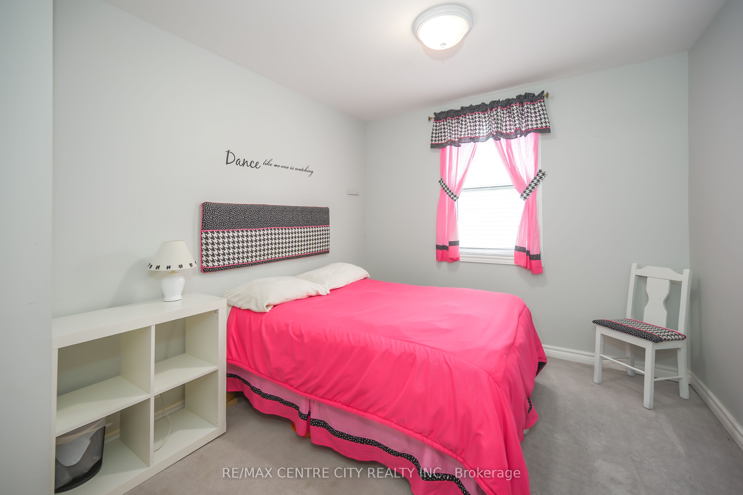 99 Wilson Avenue Property Photo 22