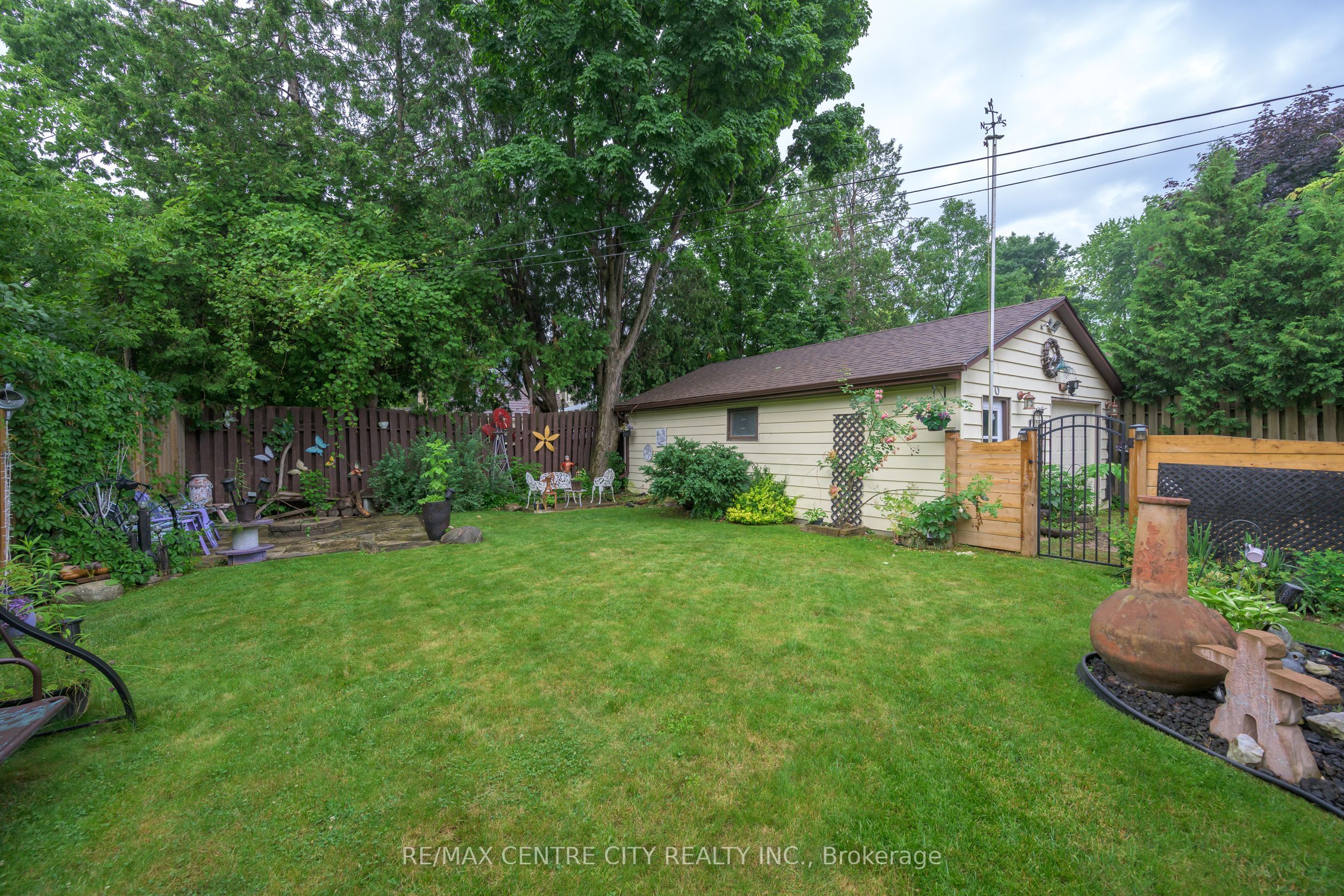 99 Wilson Avenue Property Photo 35