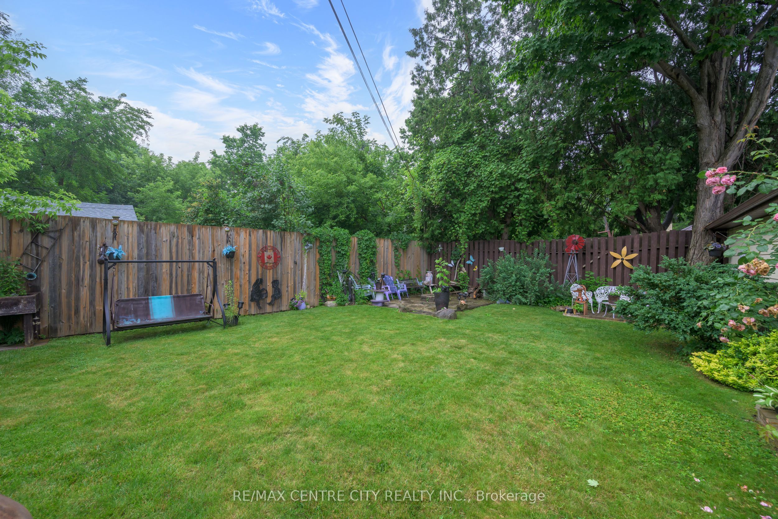99 Wilson Avenue Property Photo 36