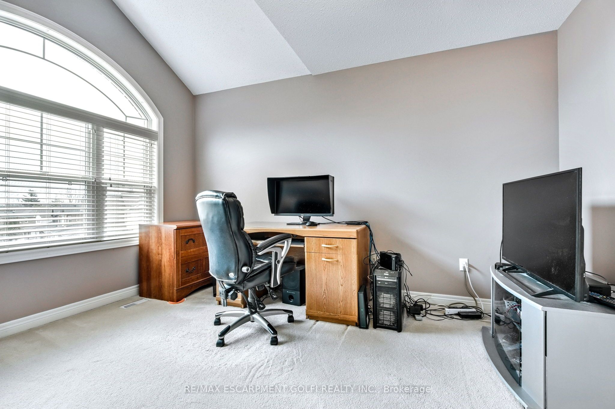 43 Woodlawn Court Property Photo 20