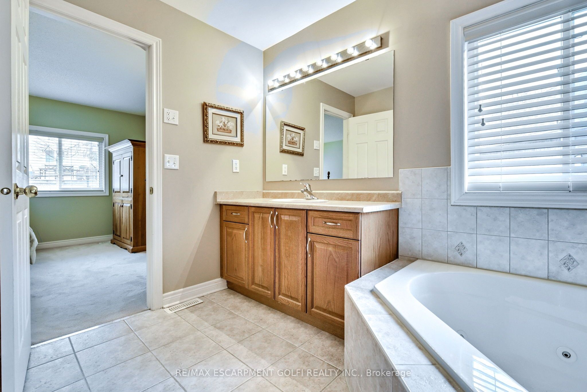 43 Woodlawn Court Property Photo 30