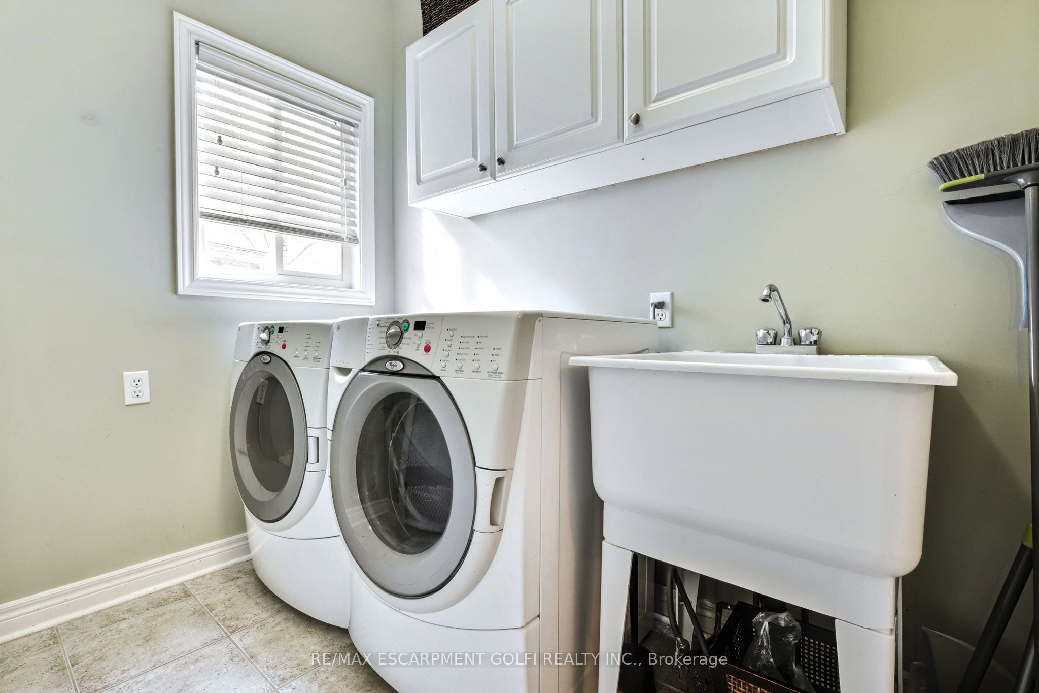 43 Woodlawn Court Property Photo 31