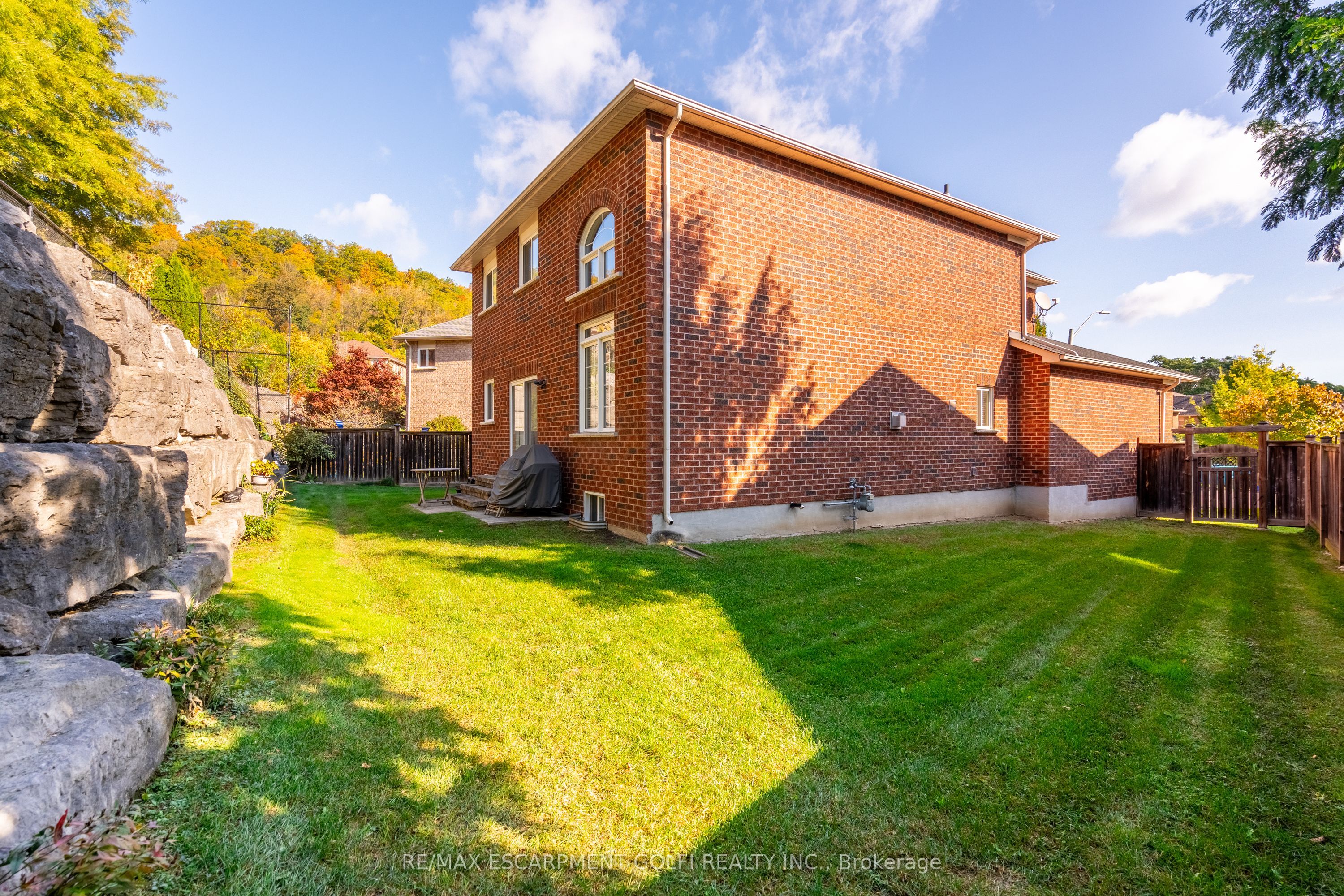 43 Woodlawn Court Property Photo 36