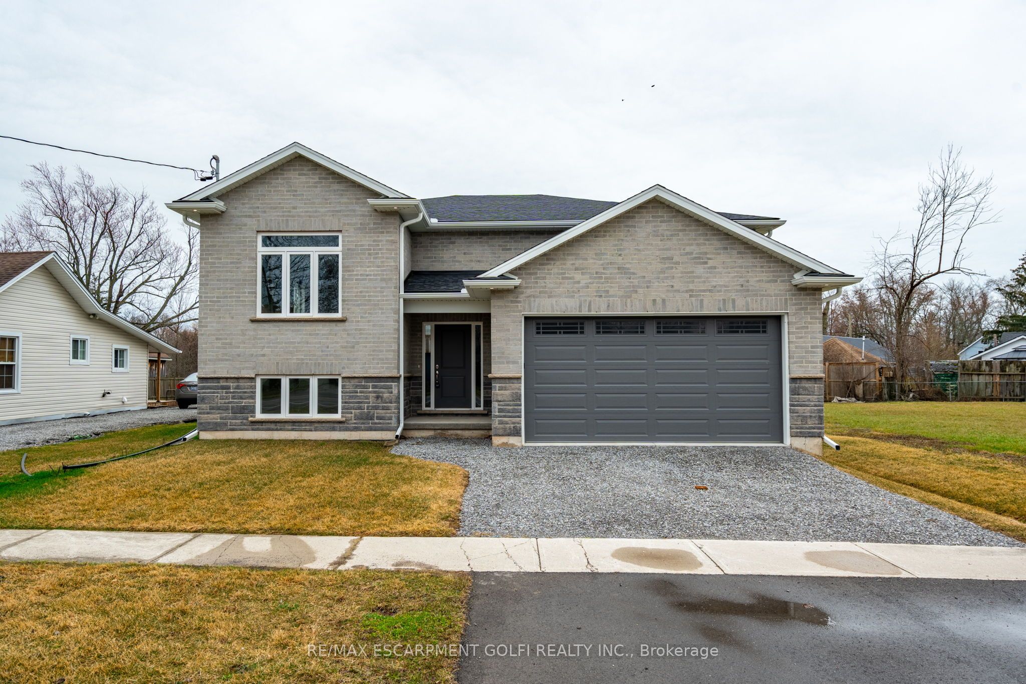 735 Dominion Road Property Photo 1