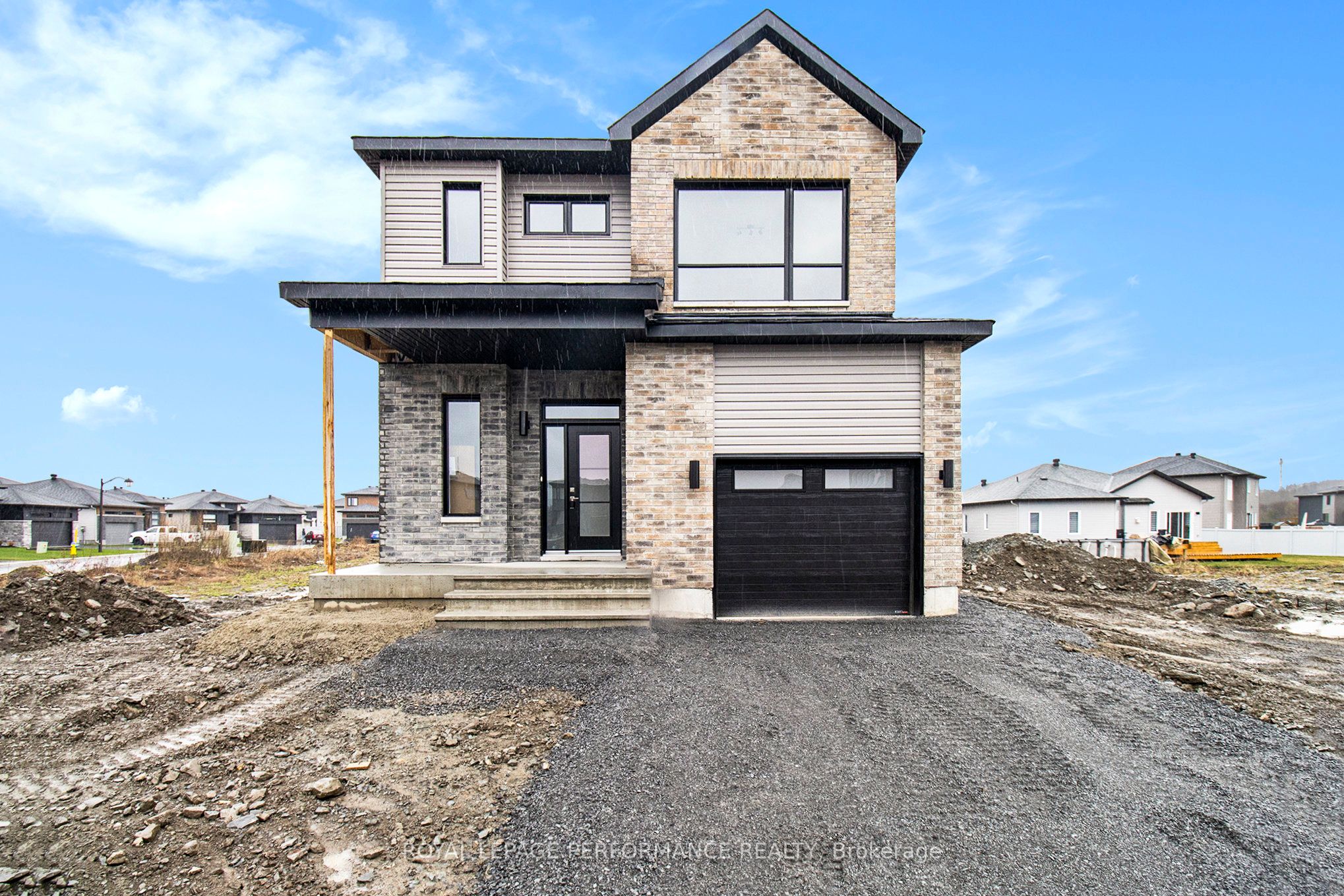 94 RUTILE Street Property Photo 1