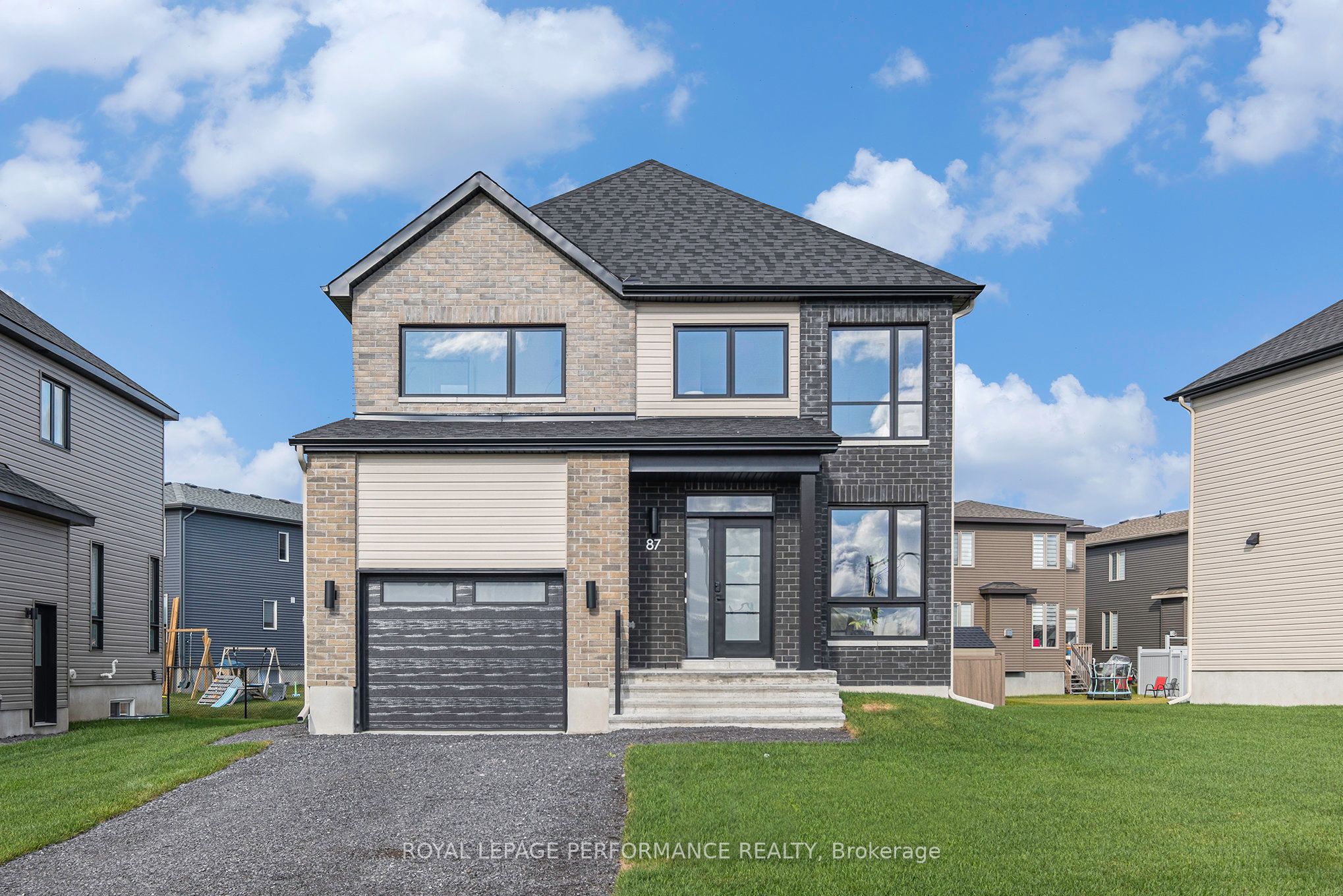 19 RUTILE Street Property Photo 1