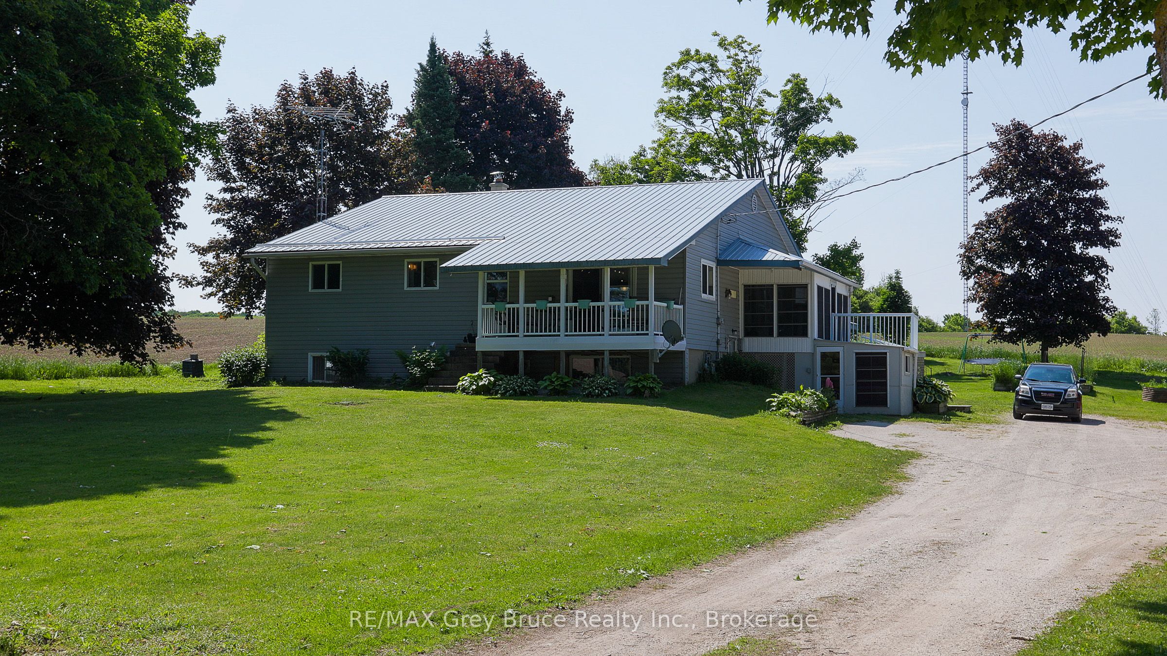 283 6 Concession Property Photo 2