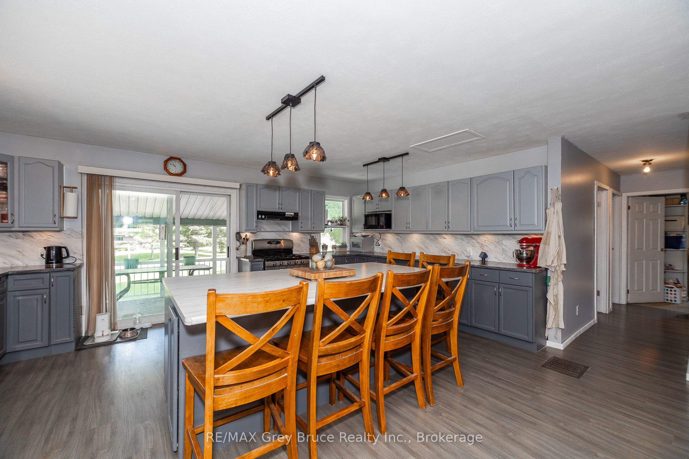 283 6 Concession Property Photo 15