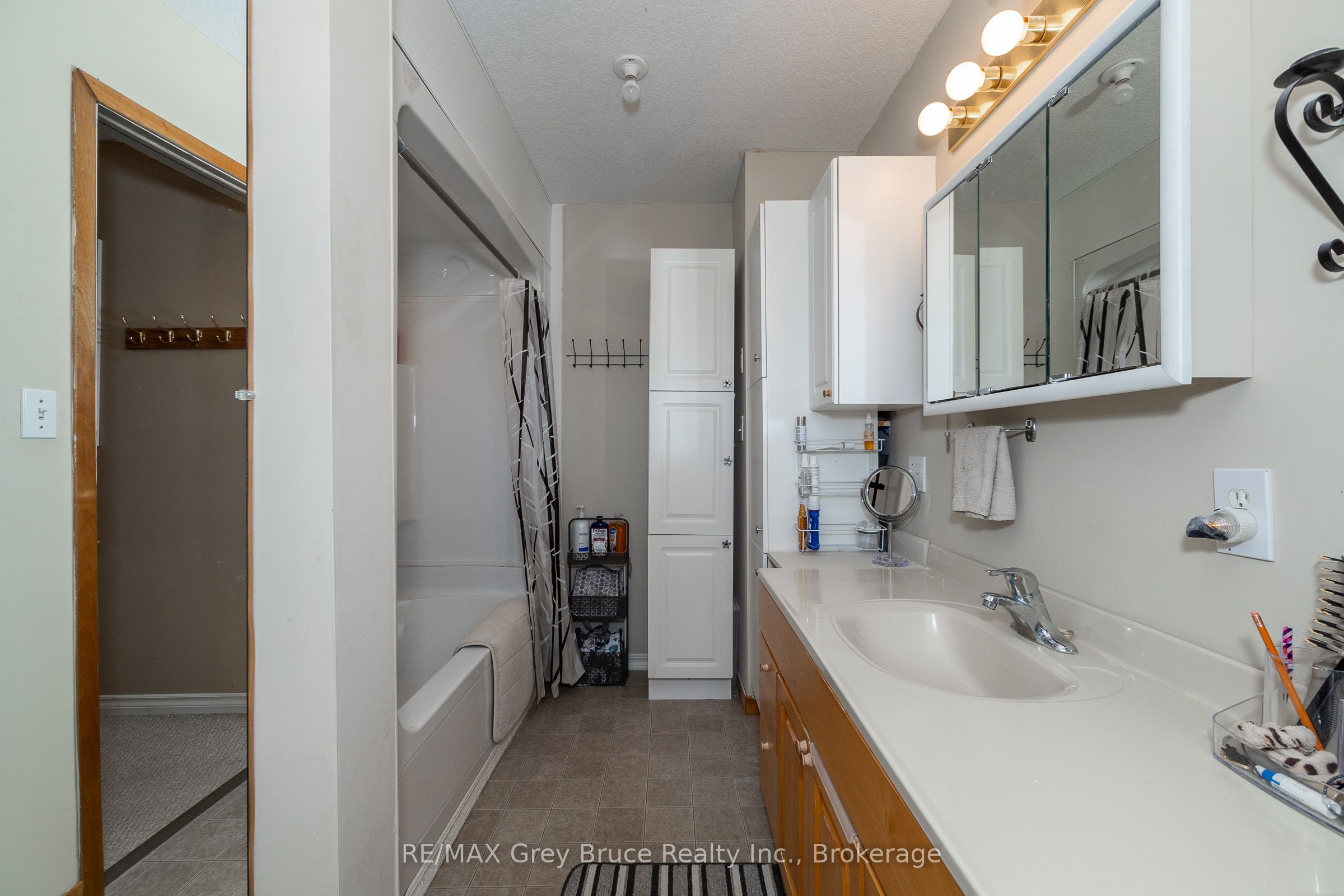 283 6 Concession Property Photo 40