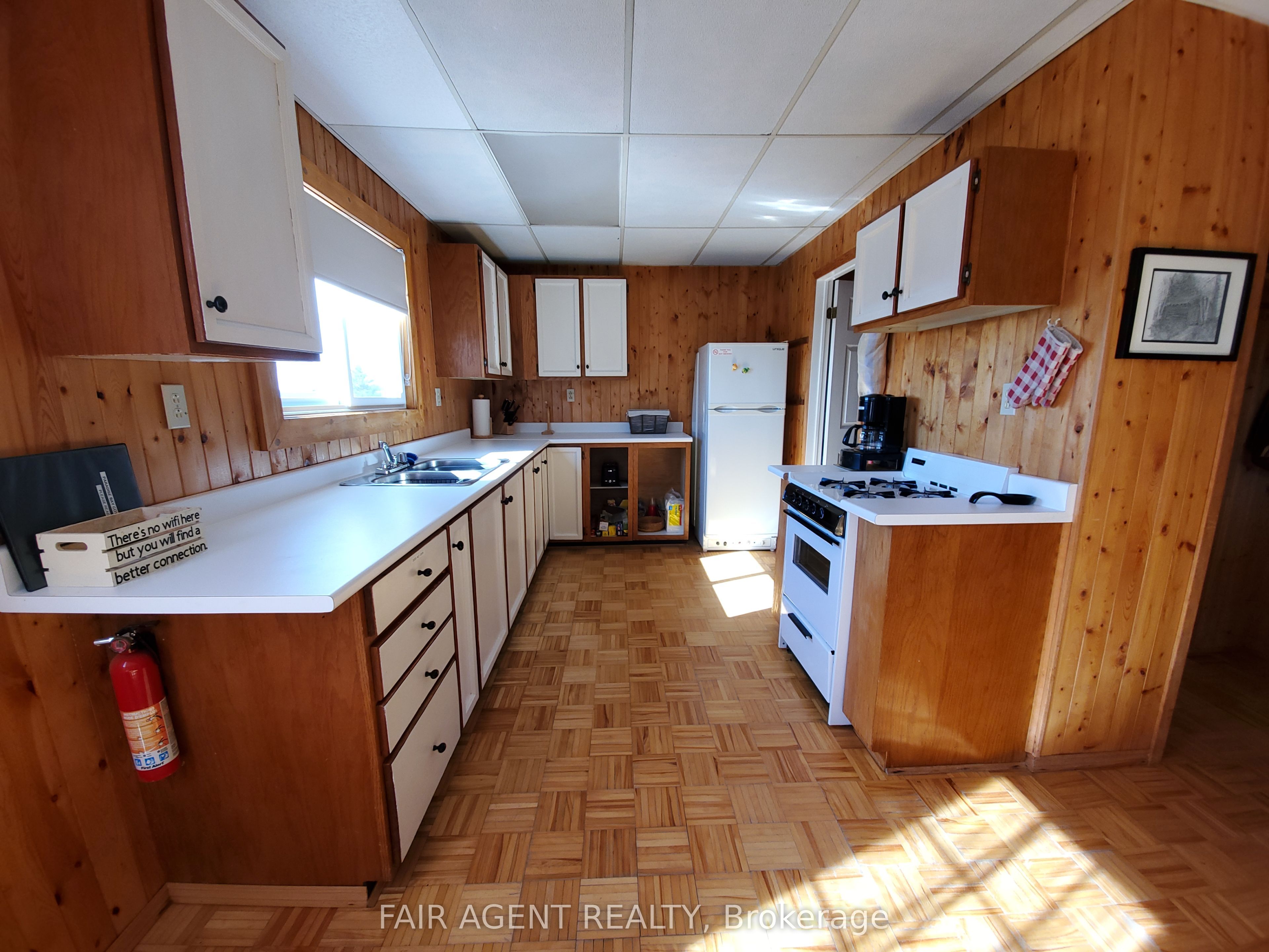 3753 Poplar Road Property Photo 4