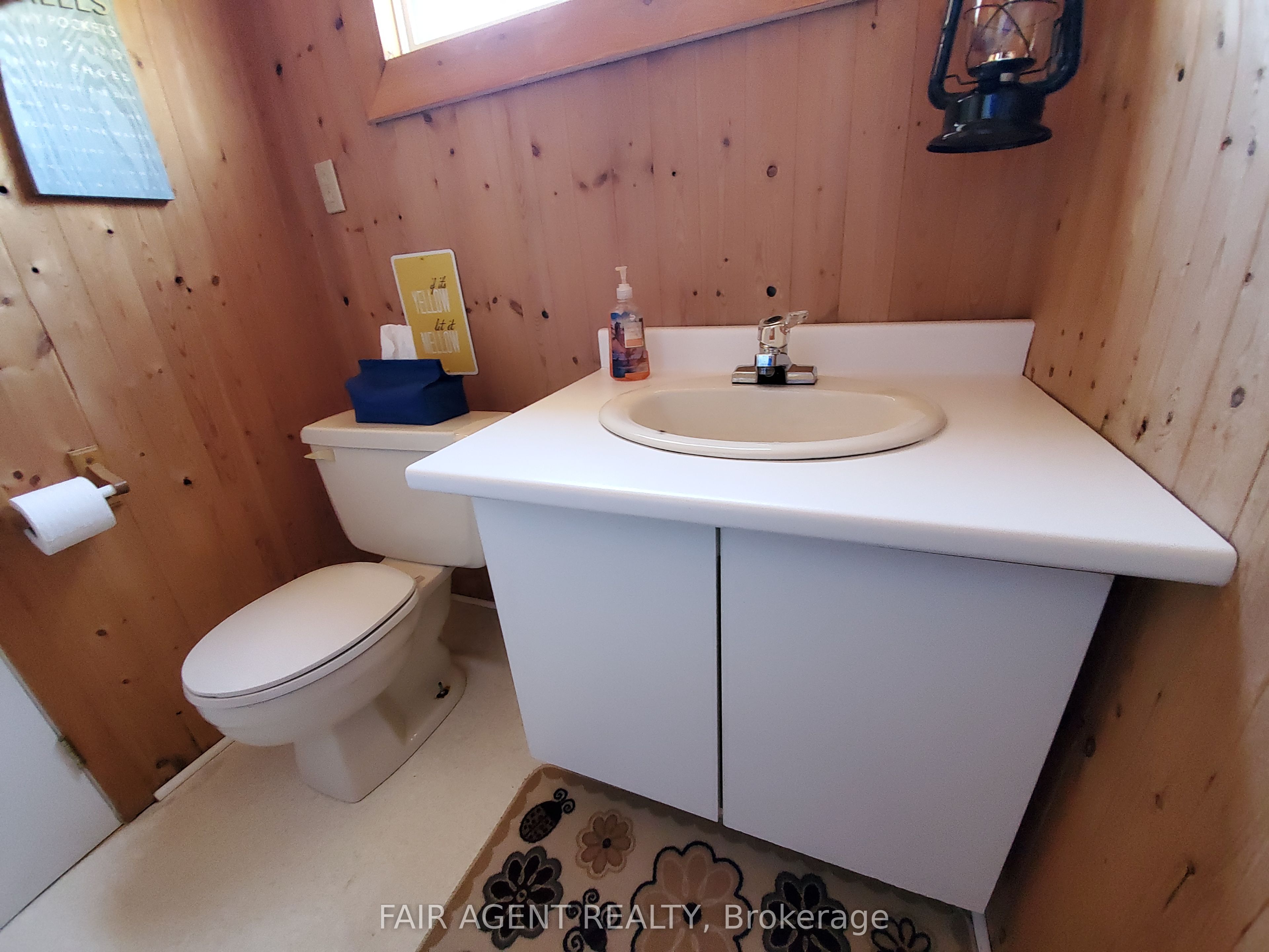 3753 Poplar Road Property Photo 9